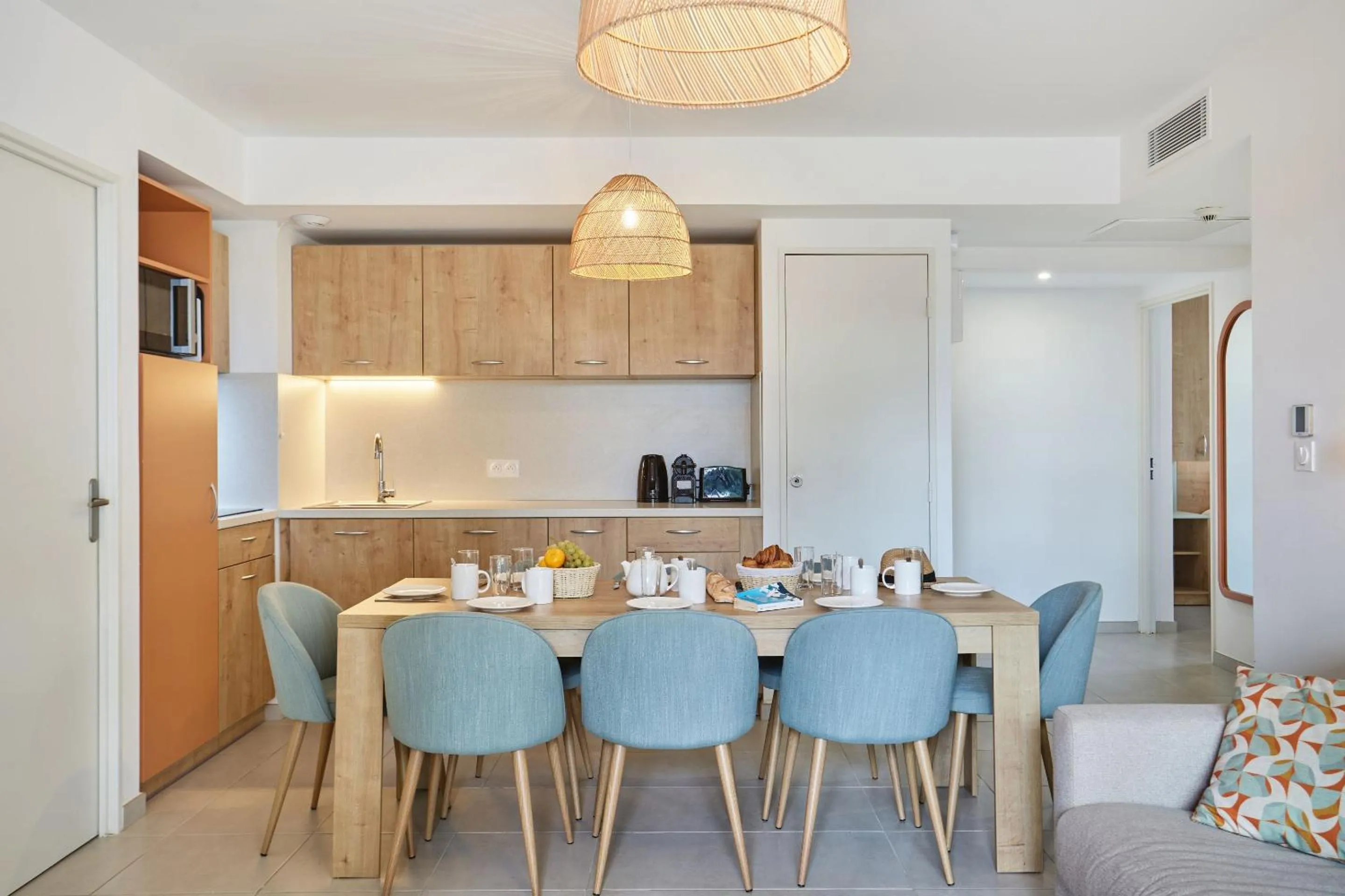 Dining area in Résidence Odalys Riviera