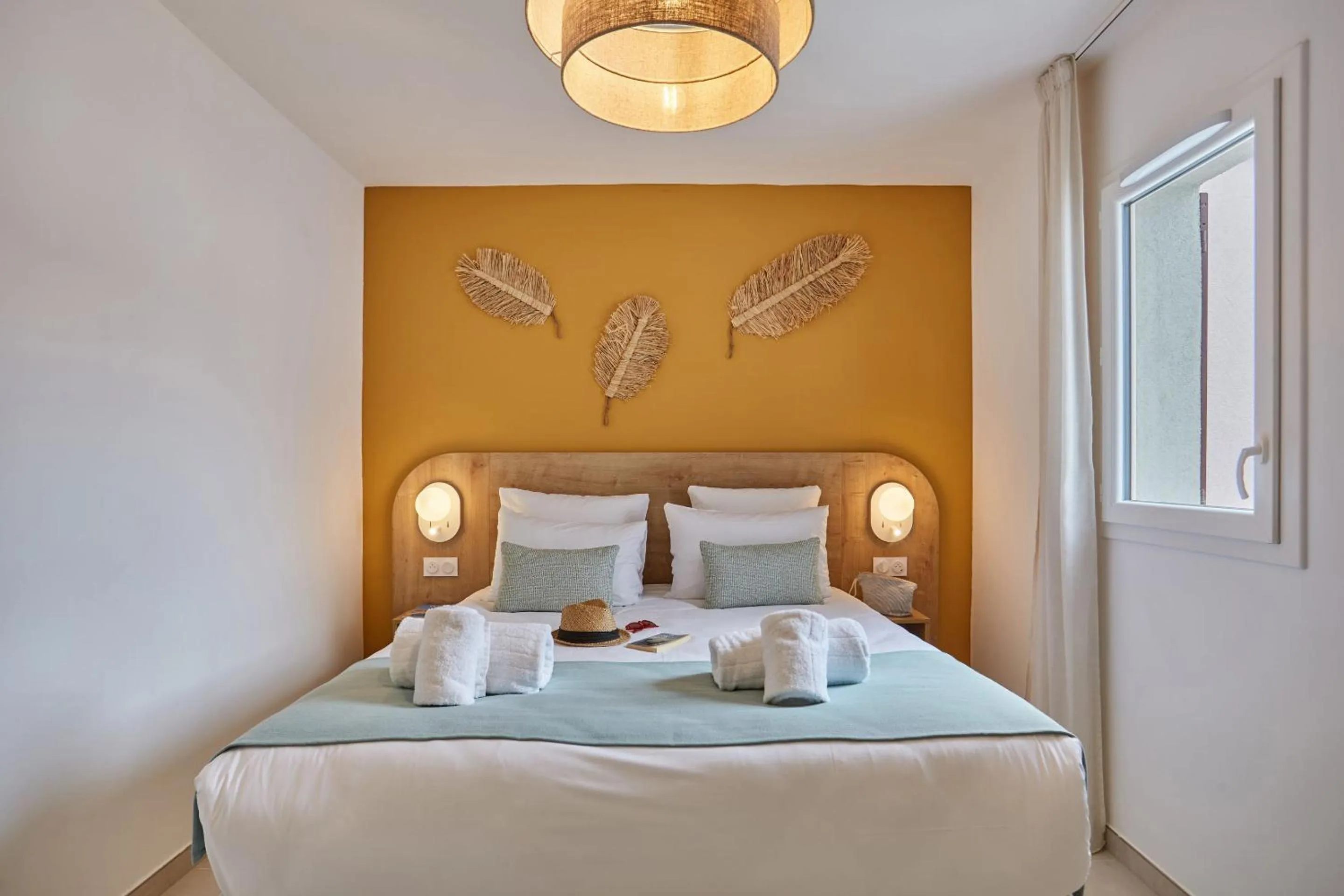 Bedroom, Bed in Résidence Odalys Riviera