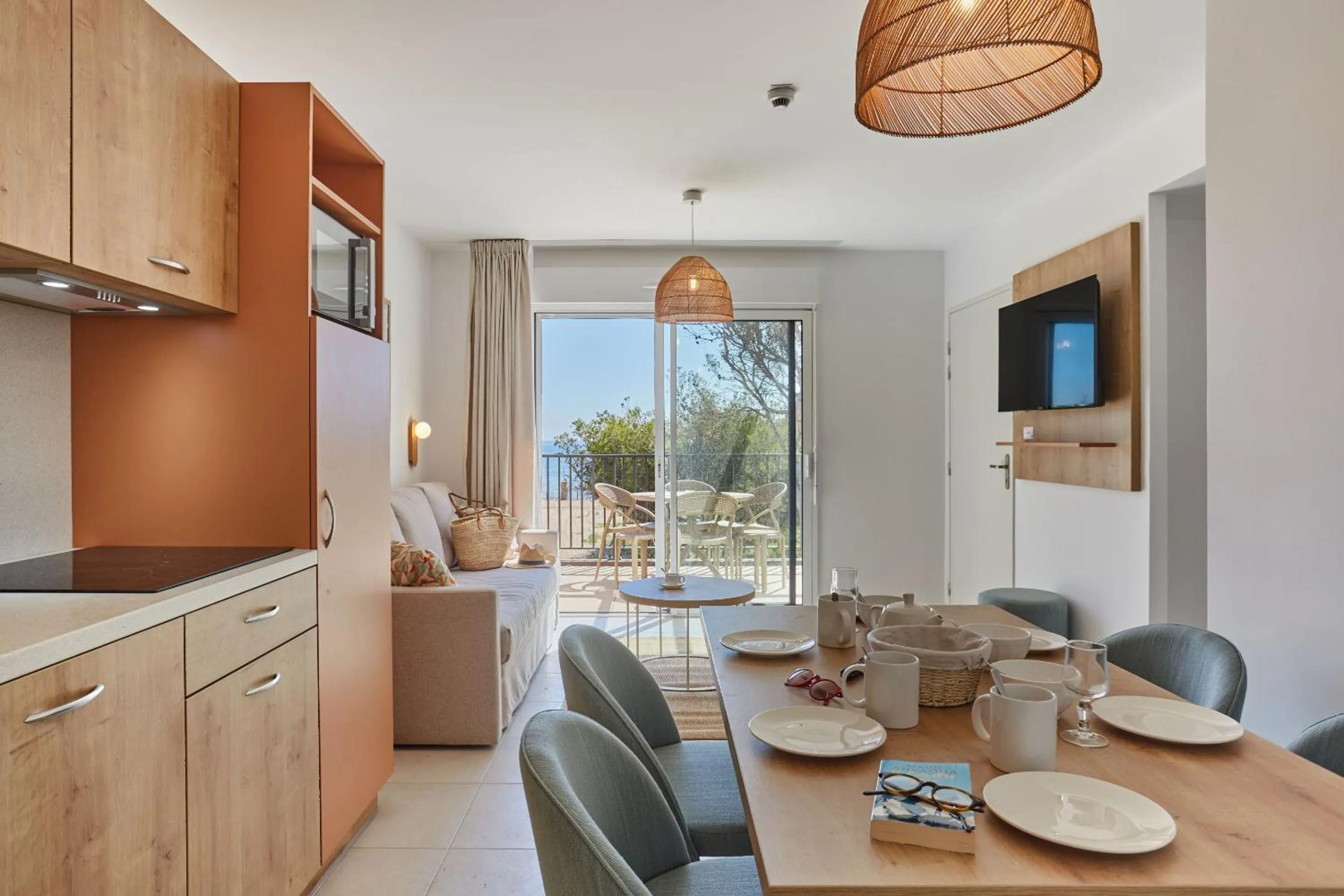 Kitchen or kitchenette in Résidence Odalys Riviera