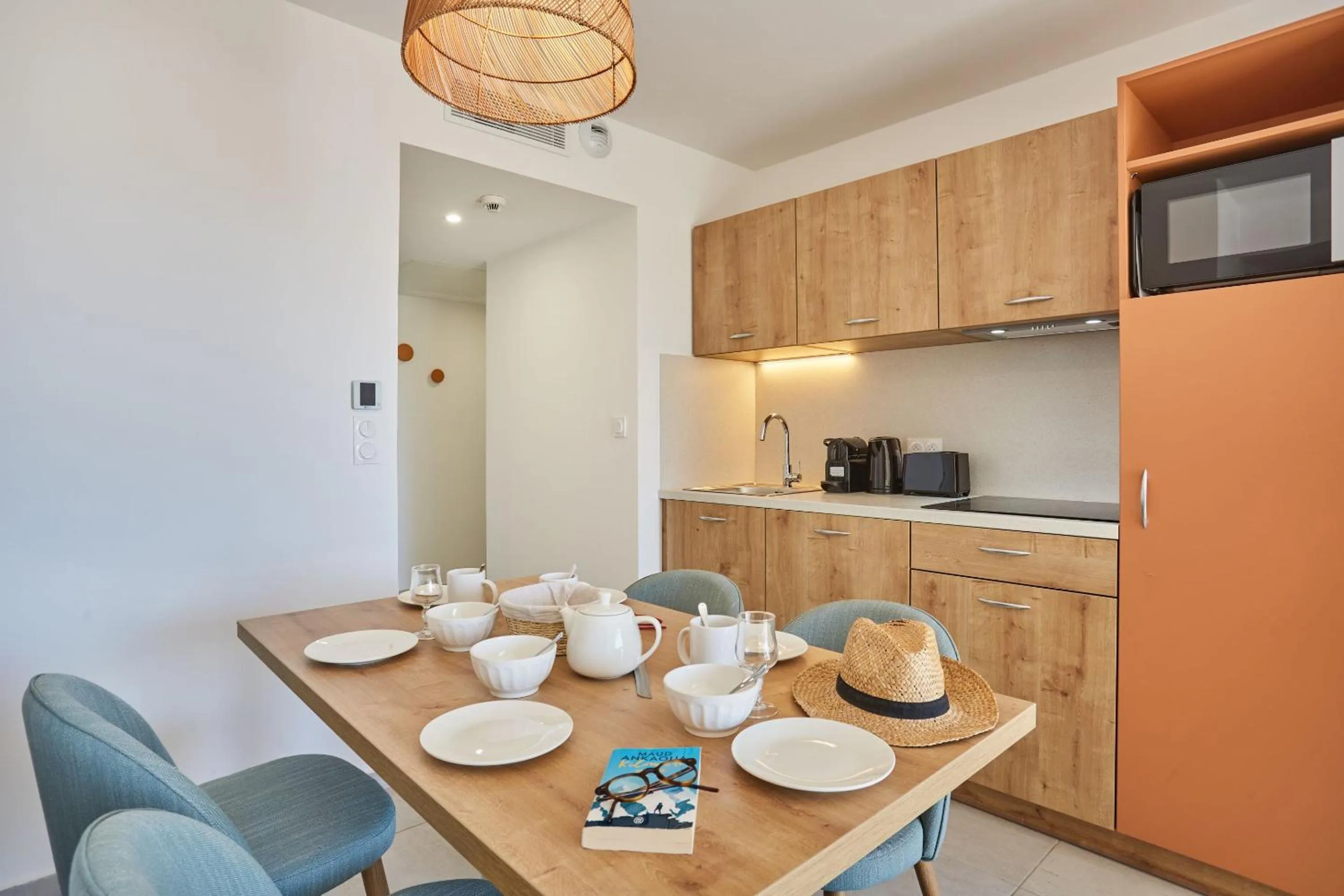 Kitchen or kitchenette in Résidence Odalys Riviera