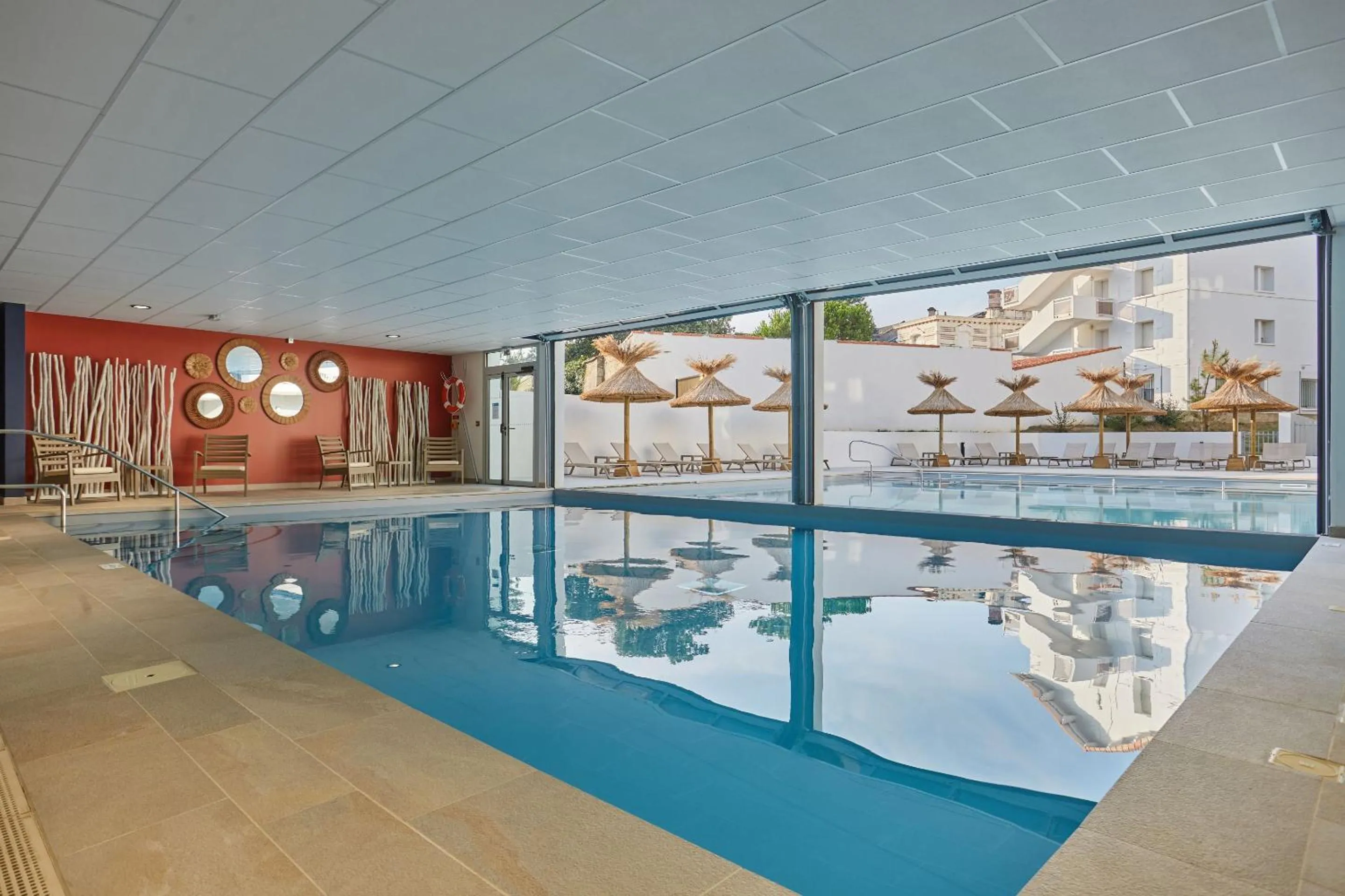 Swimming pool in Résidence Odalys L'Orée du Parc