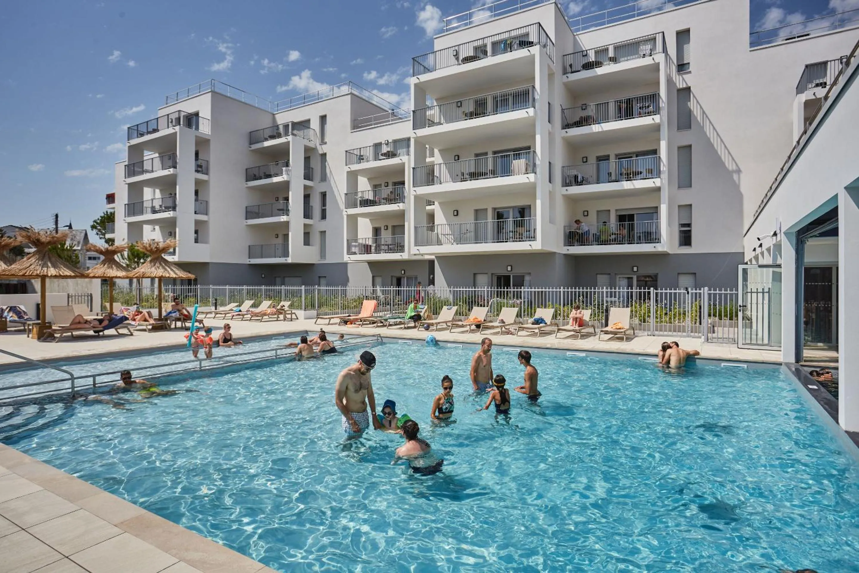 Swimming pool in Résidence Odalys L'Orée du Parc