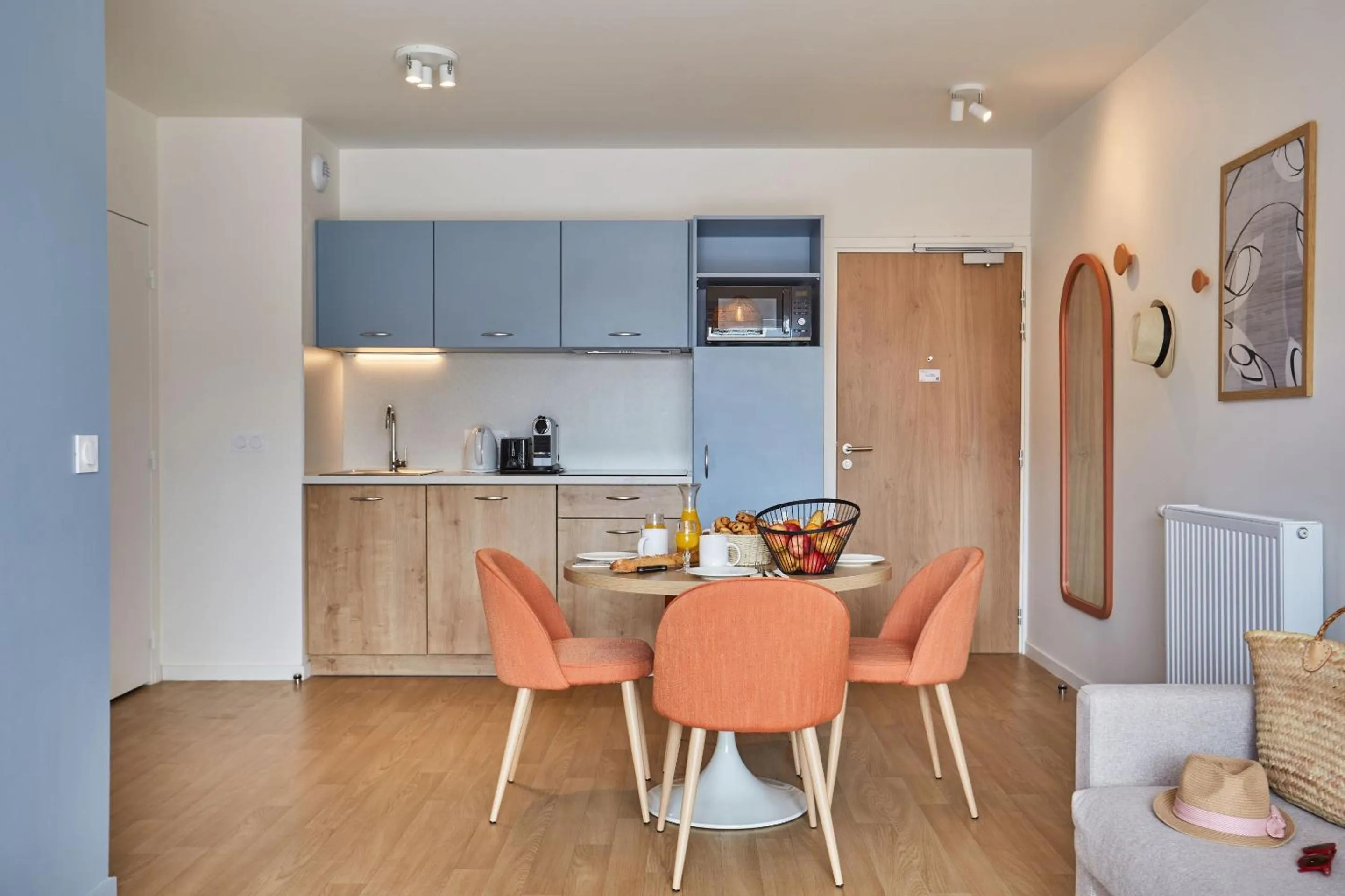 Kitchen or kitchenette in Résidence Odalys L'Orée du Parc