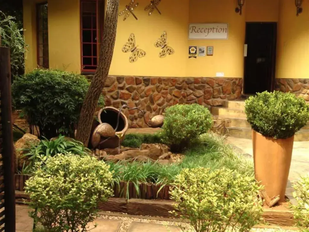 Facade/entrance in Lapalosa Lodge Facade/entrance in Lapalosa Lodge