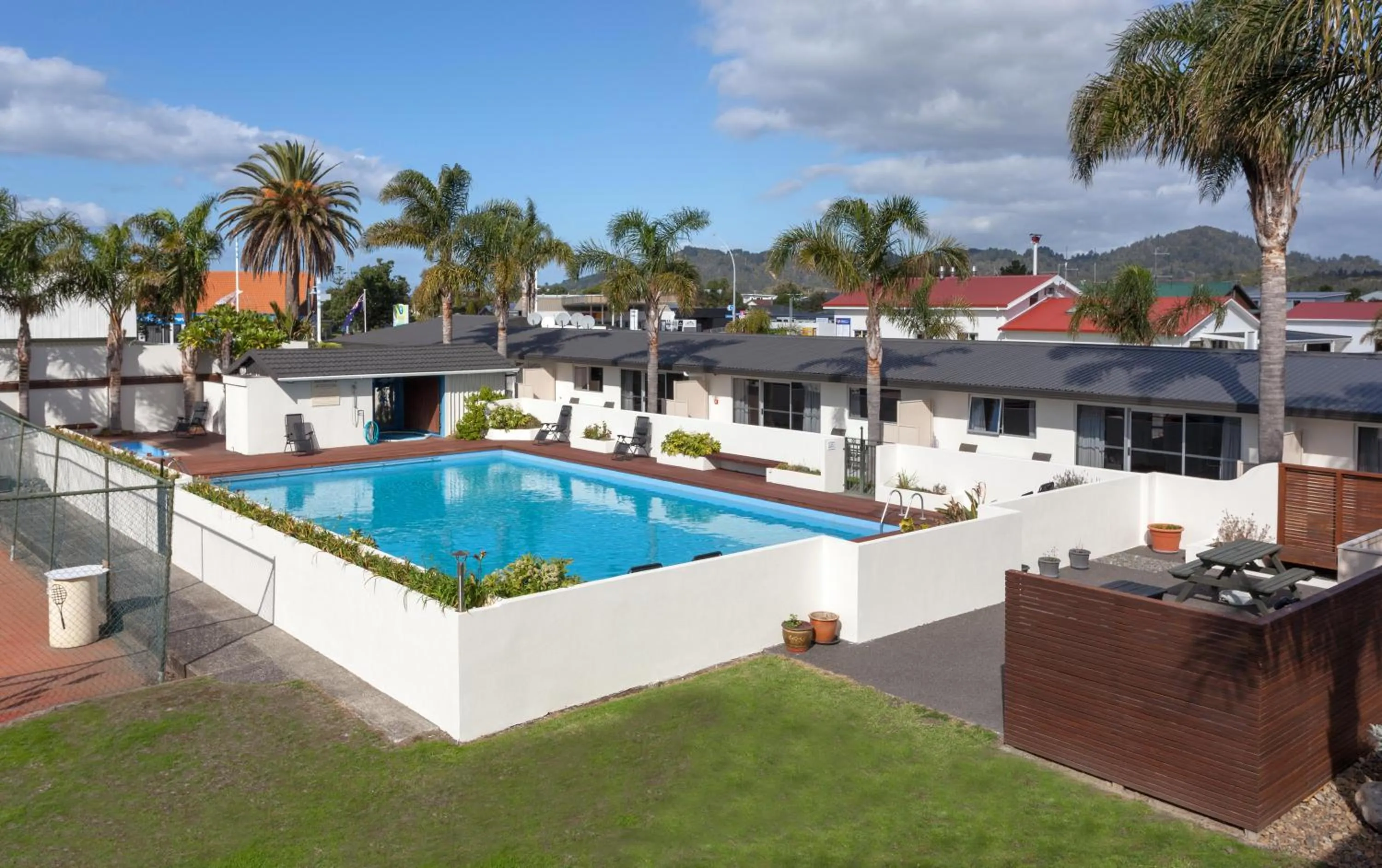 Pool view in Palm Pacific Resort & Motel