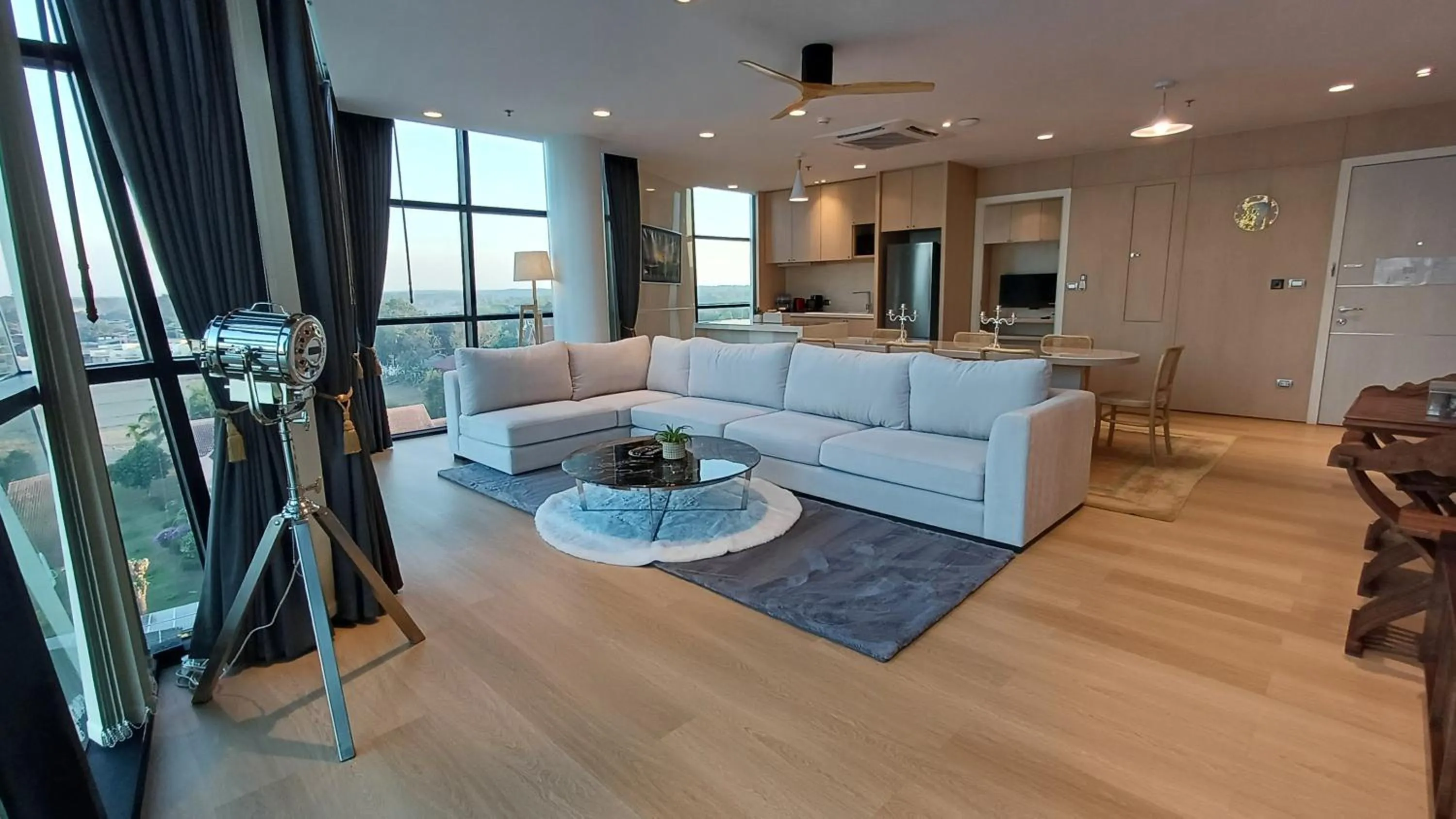 Living room in Naka-Raj Escape Hotel