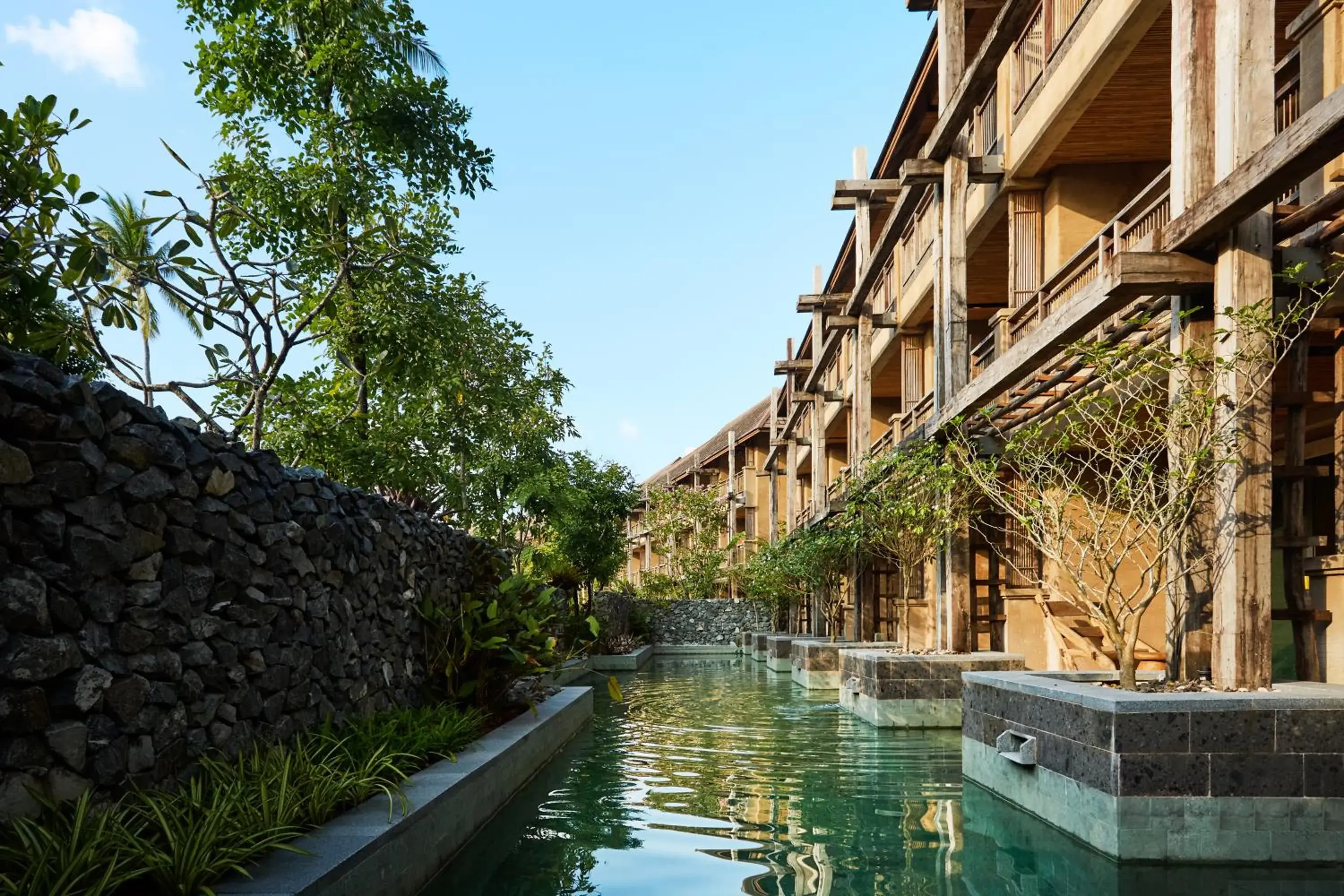 Pool view in Vignette Collection Dinso Resort & Villas Ko Chang by IHG Pool view in Vignette Collection Dinso Resort & Villas Ko Chang by IHG