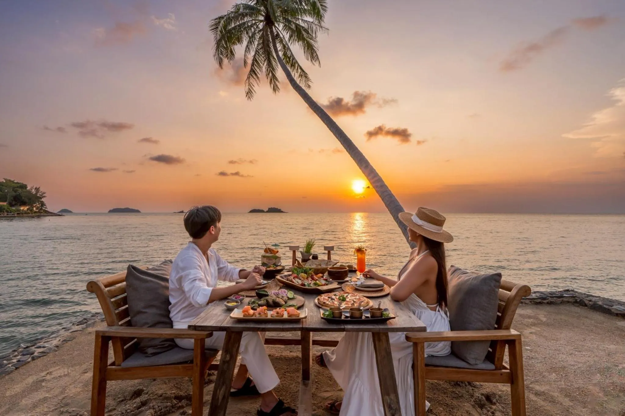 Restaurant/places to eat in Vignette Collection Dinso Resort & Villas Ko Chang by IHG