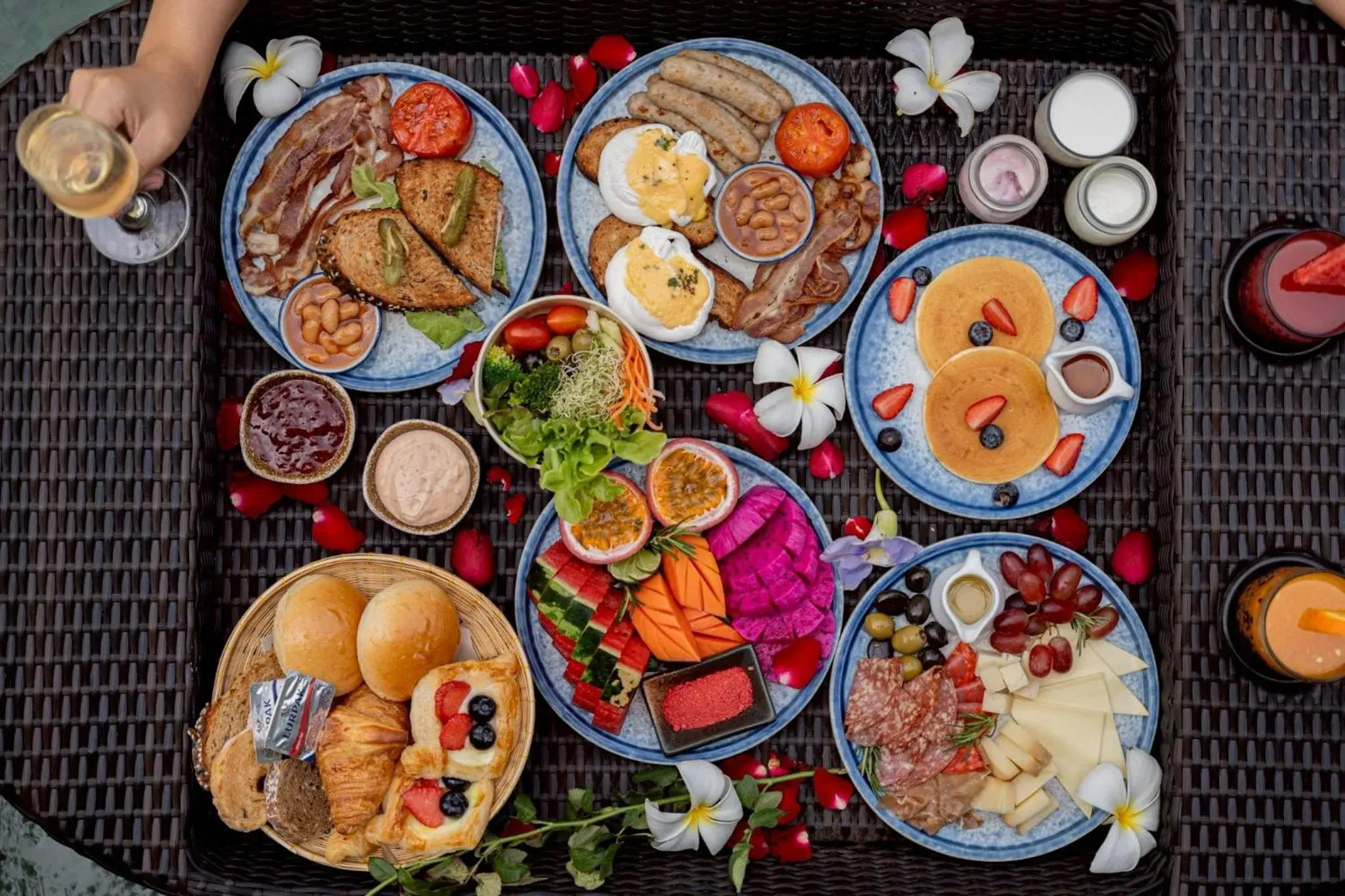 Restaurant/places to eat in Vignette Collection Dinso Resort & Villas Ko Chang by IHG Restaurant/places to eat in Vignette Collection Dinso Resort & Villas Ko Chang by IHG