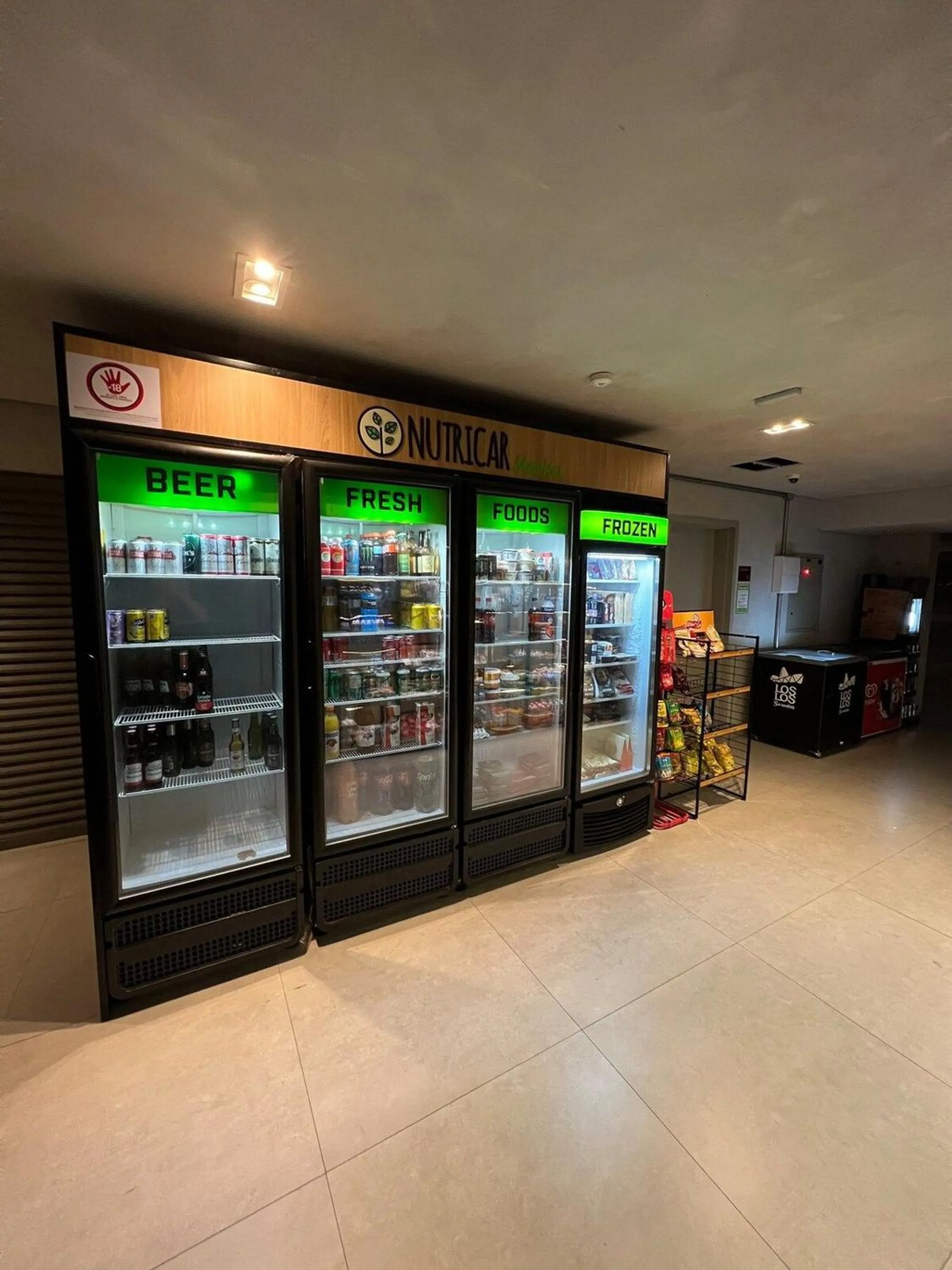 Supermarket/grocery shop in Apartamentos em frente ao Allianz Parque