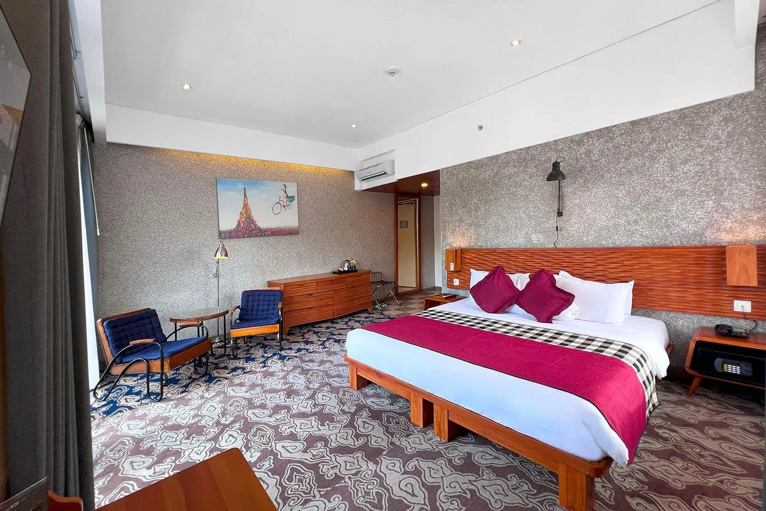 Bed in THE 1O1 Bandung Dago