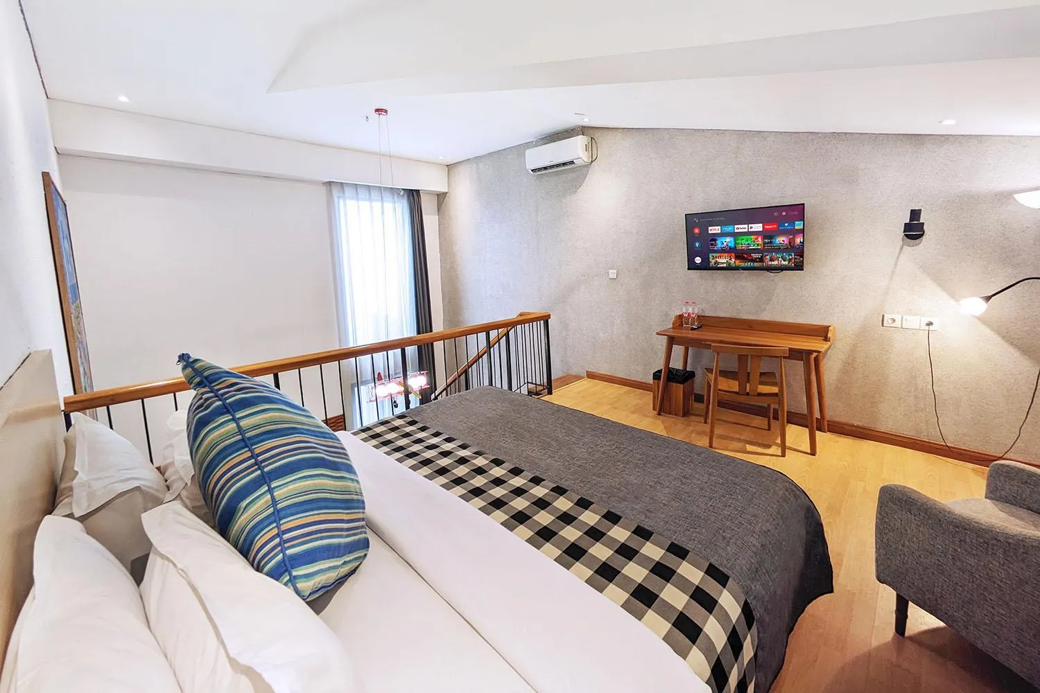 Bed in THE 1O1 Bandung Dago