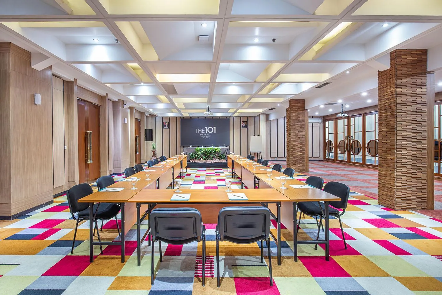 Meeting/conference room in THE 1O1 Bandung Dago
