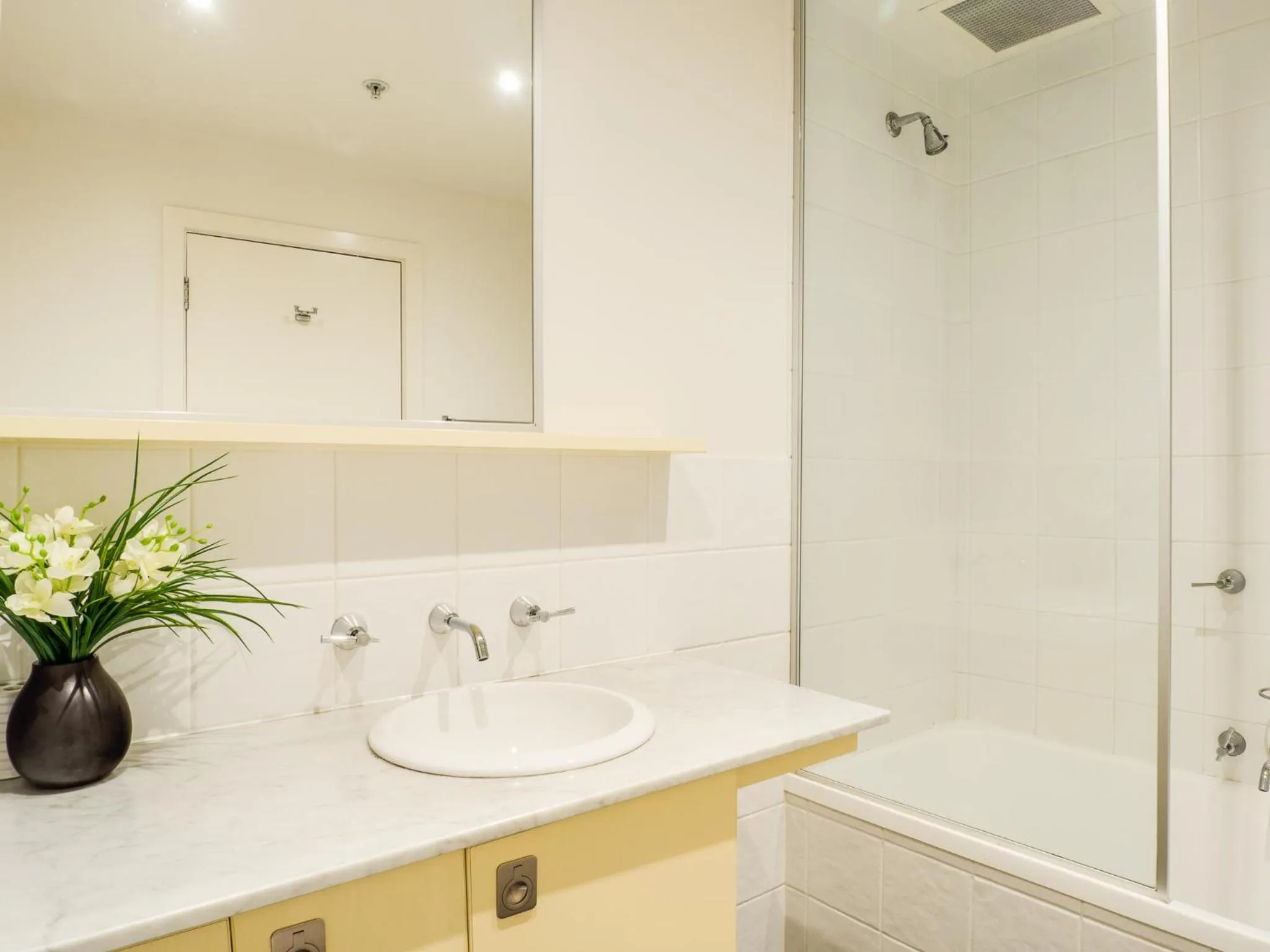 Bathroom in Waterfront (Yarra St) by Gold Star Stays