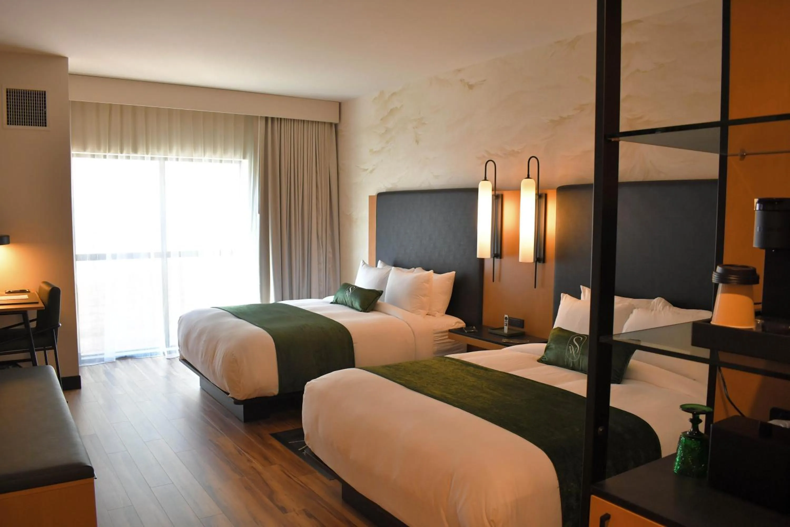 Bedroom, Bed in The Swiftwater