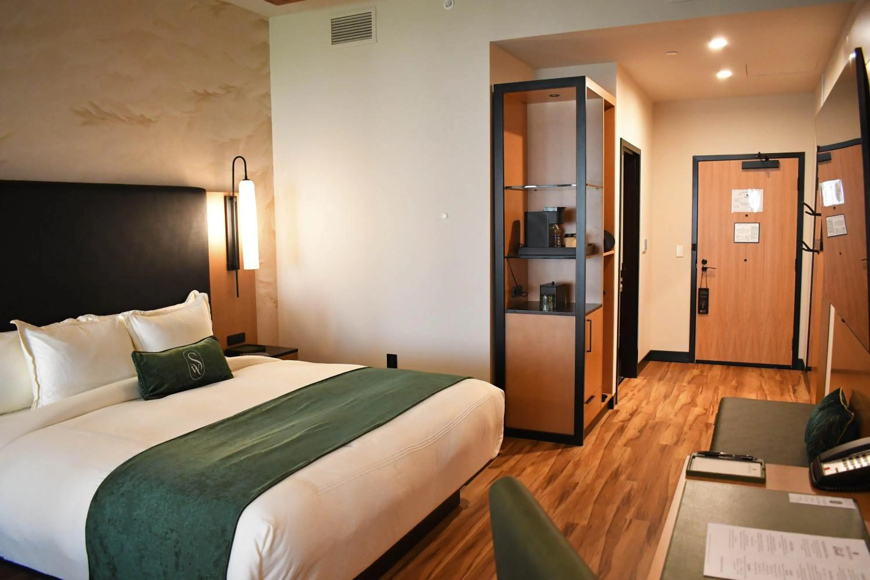 Bedroom, Bed in The Swiftwater