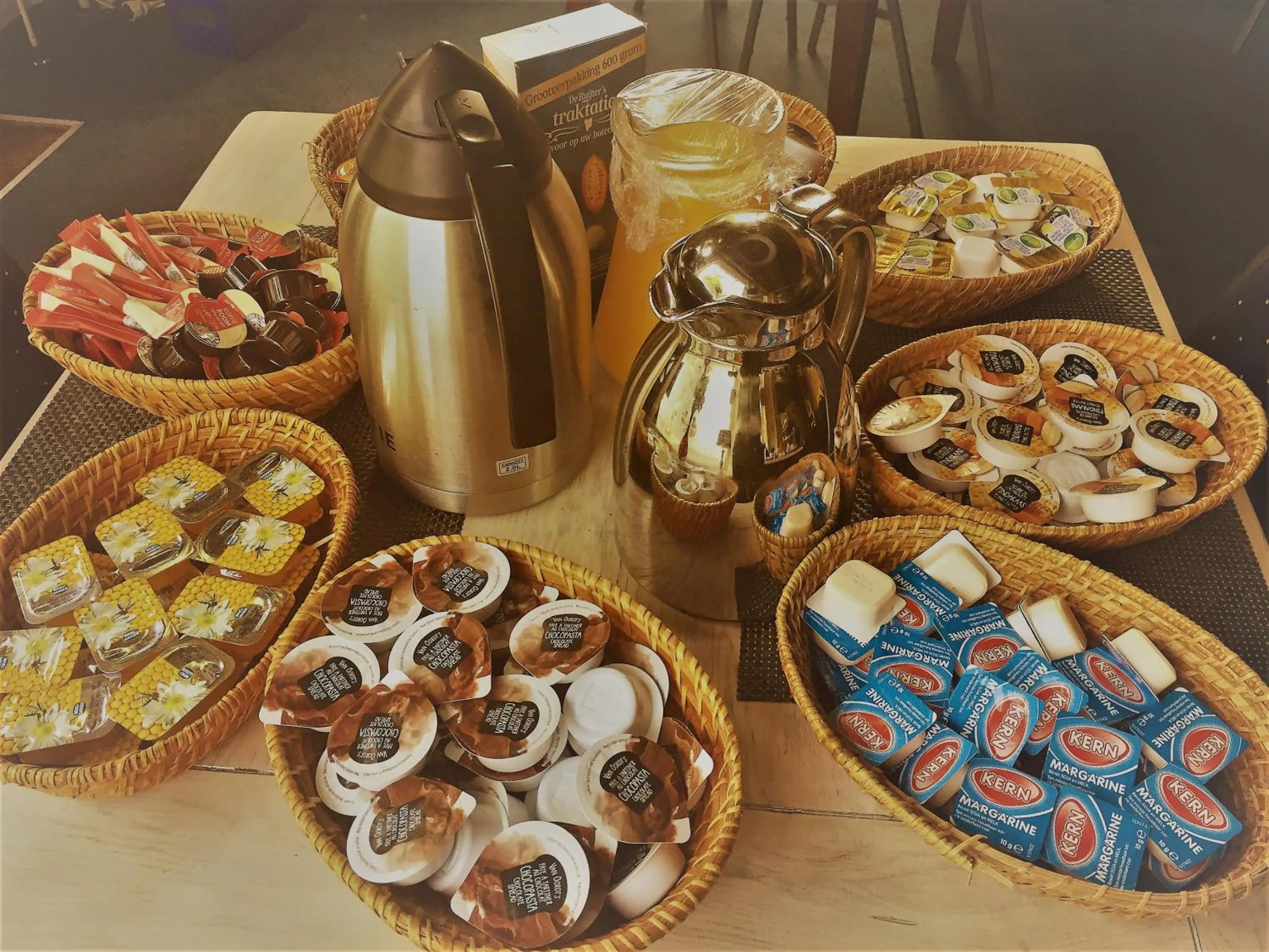 Continental breakfast in De Zevende Hemel