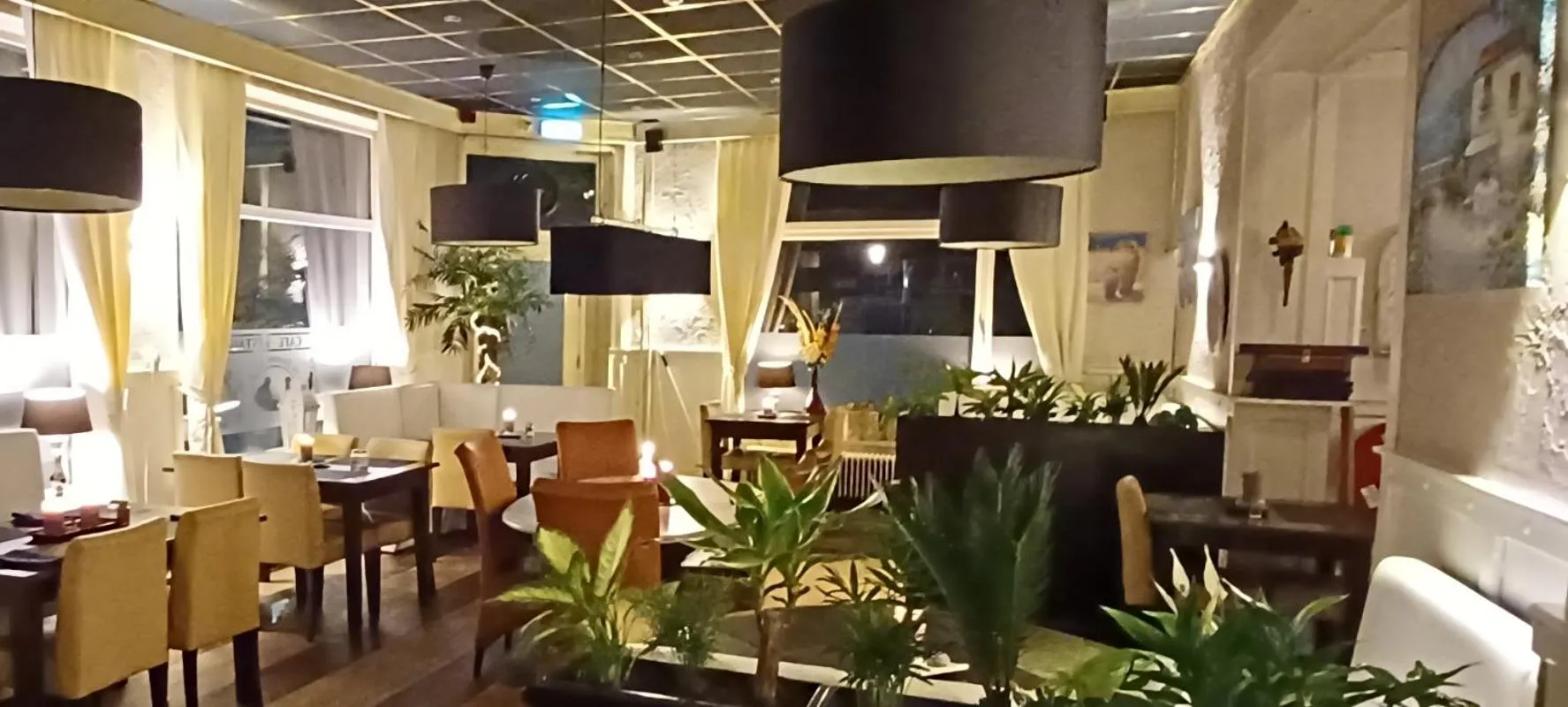 Restaurant/places to eat in De Zevende Hemel