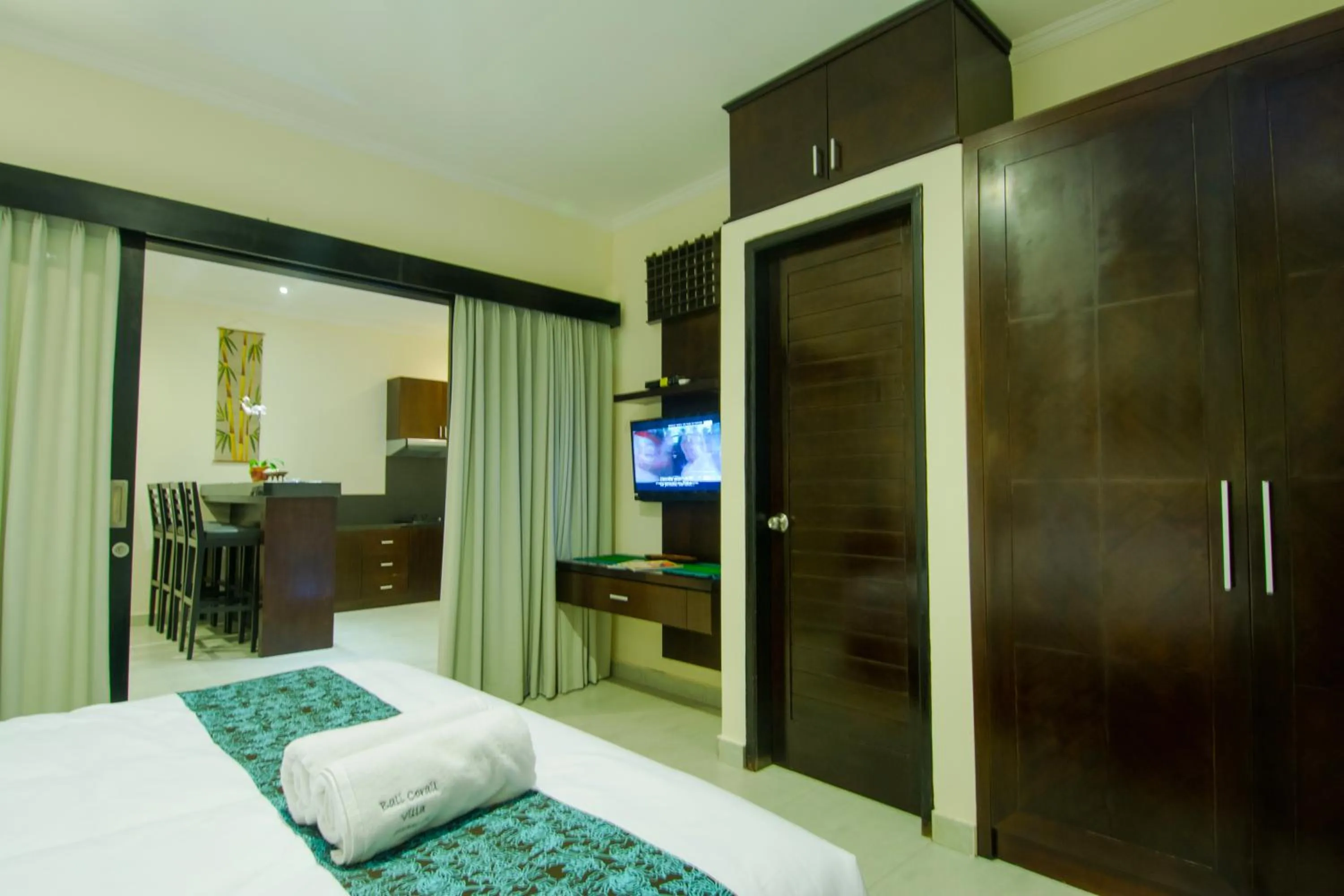 Drinks, Bed in Bali Corail Villas