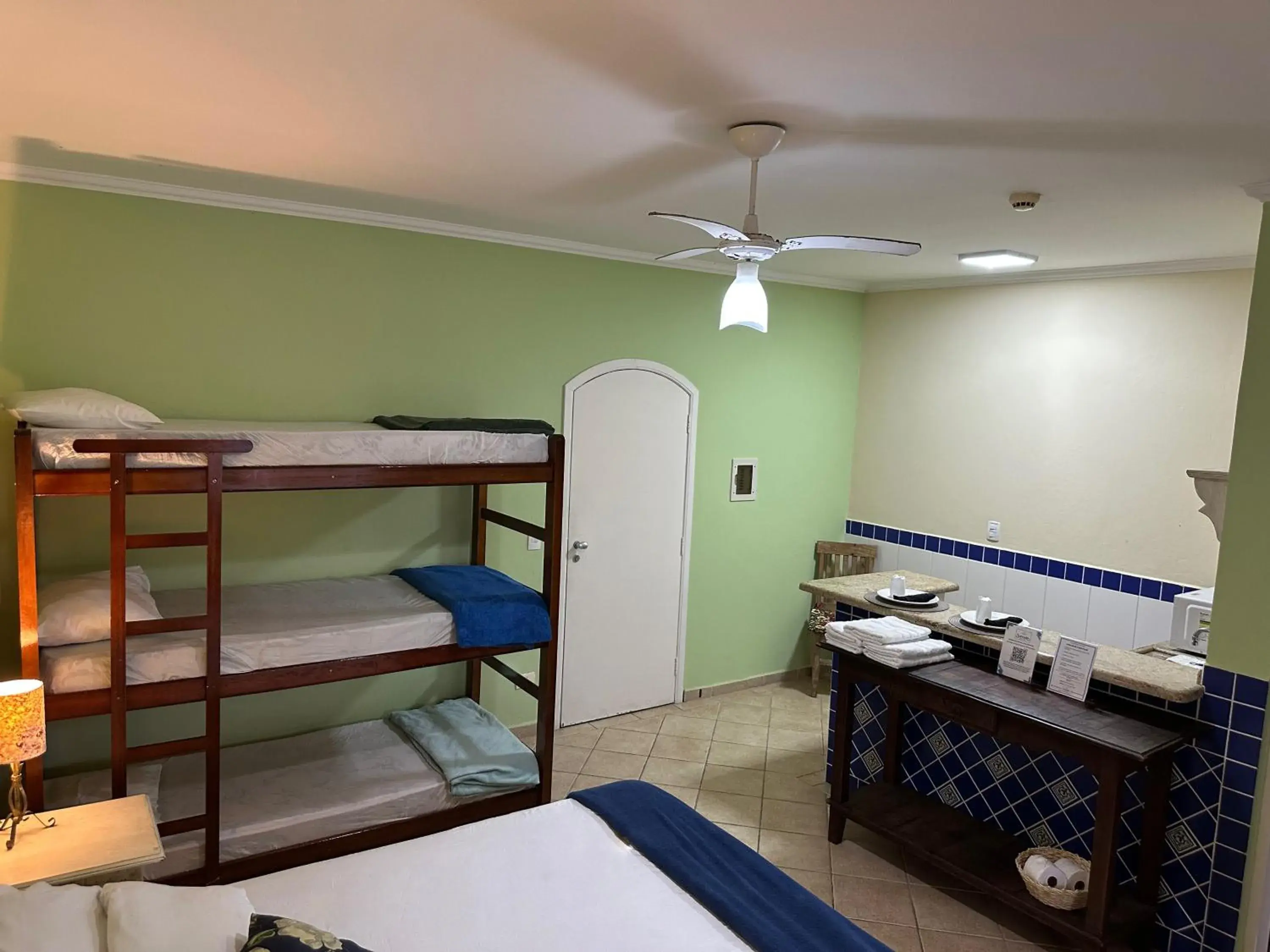 Photo of the whole room, Bed in Surfside Suites Photo of the whole room, Bed in Surfside Suites