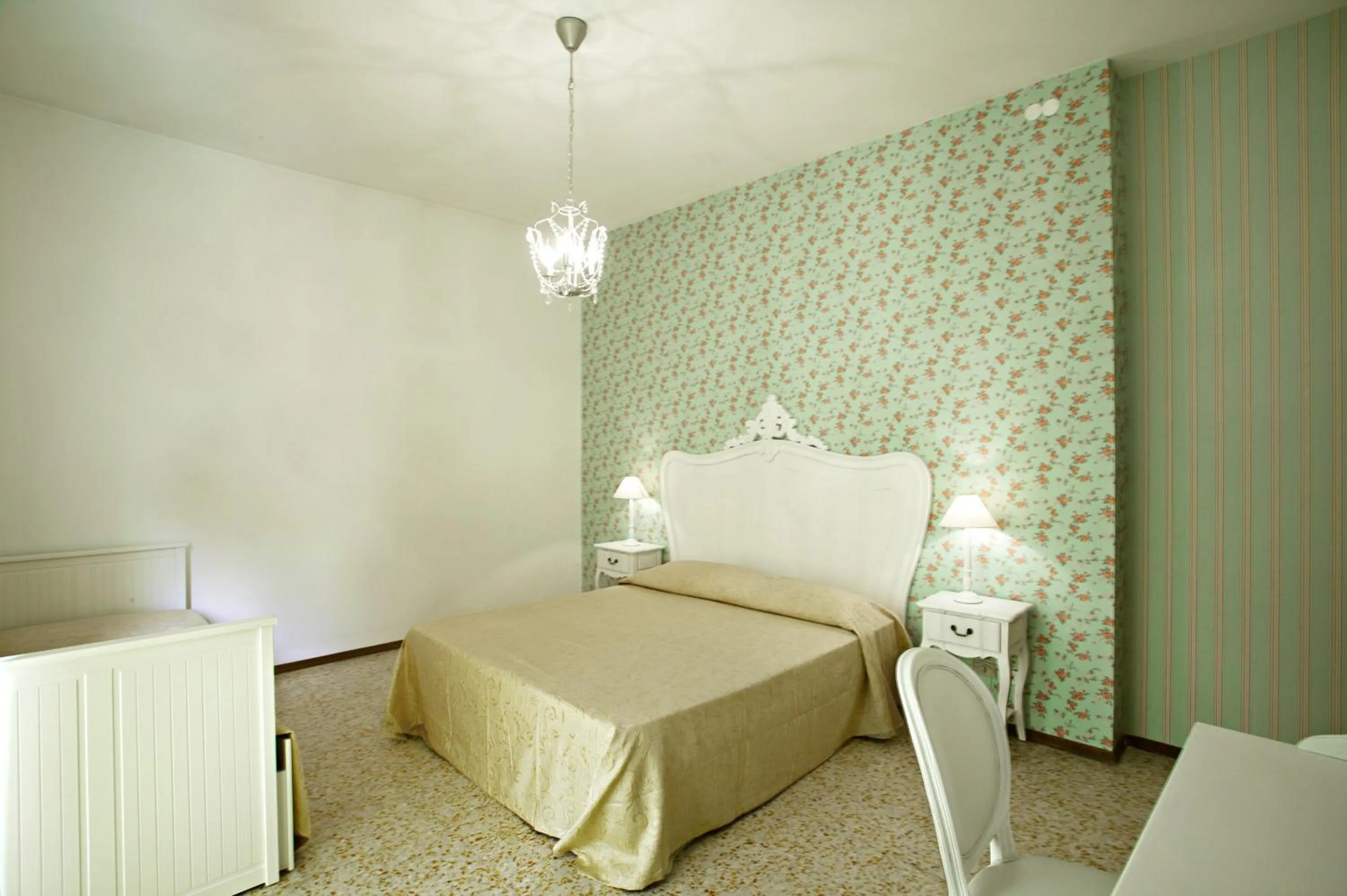 Bed in Hotel Holiday Park