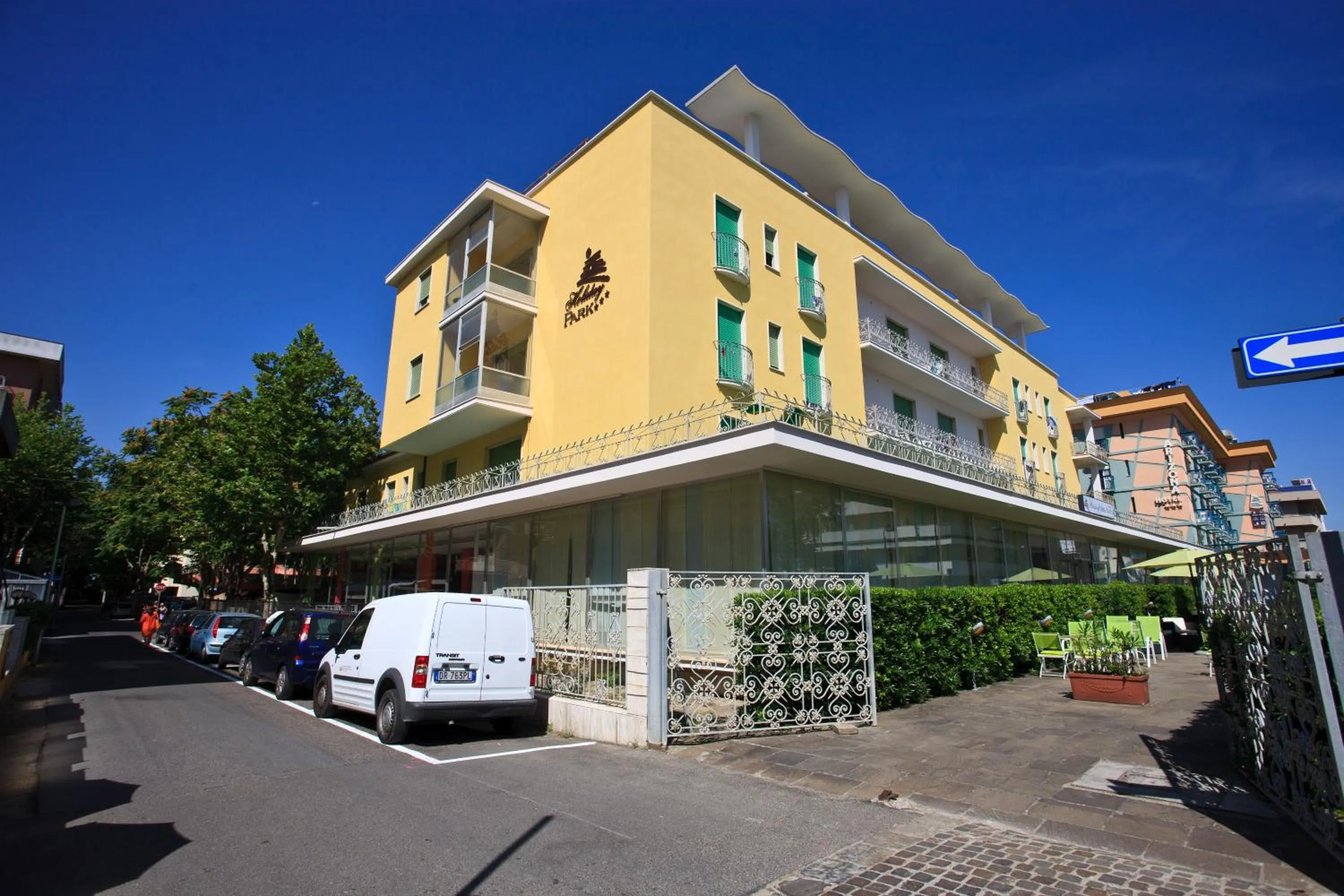 Property building in Hotel Holiday Park