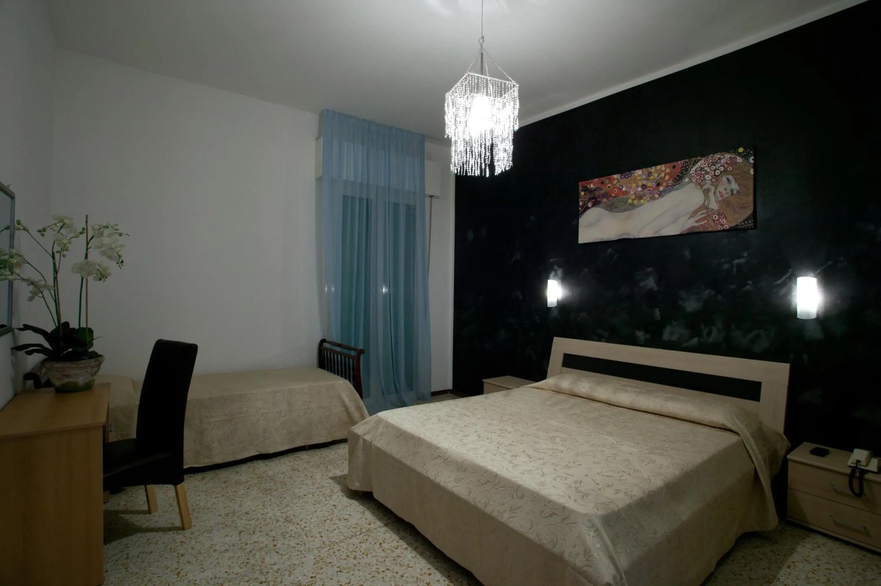 Bed in Hotel Holiday Park