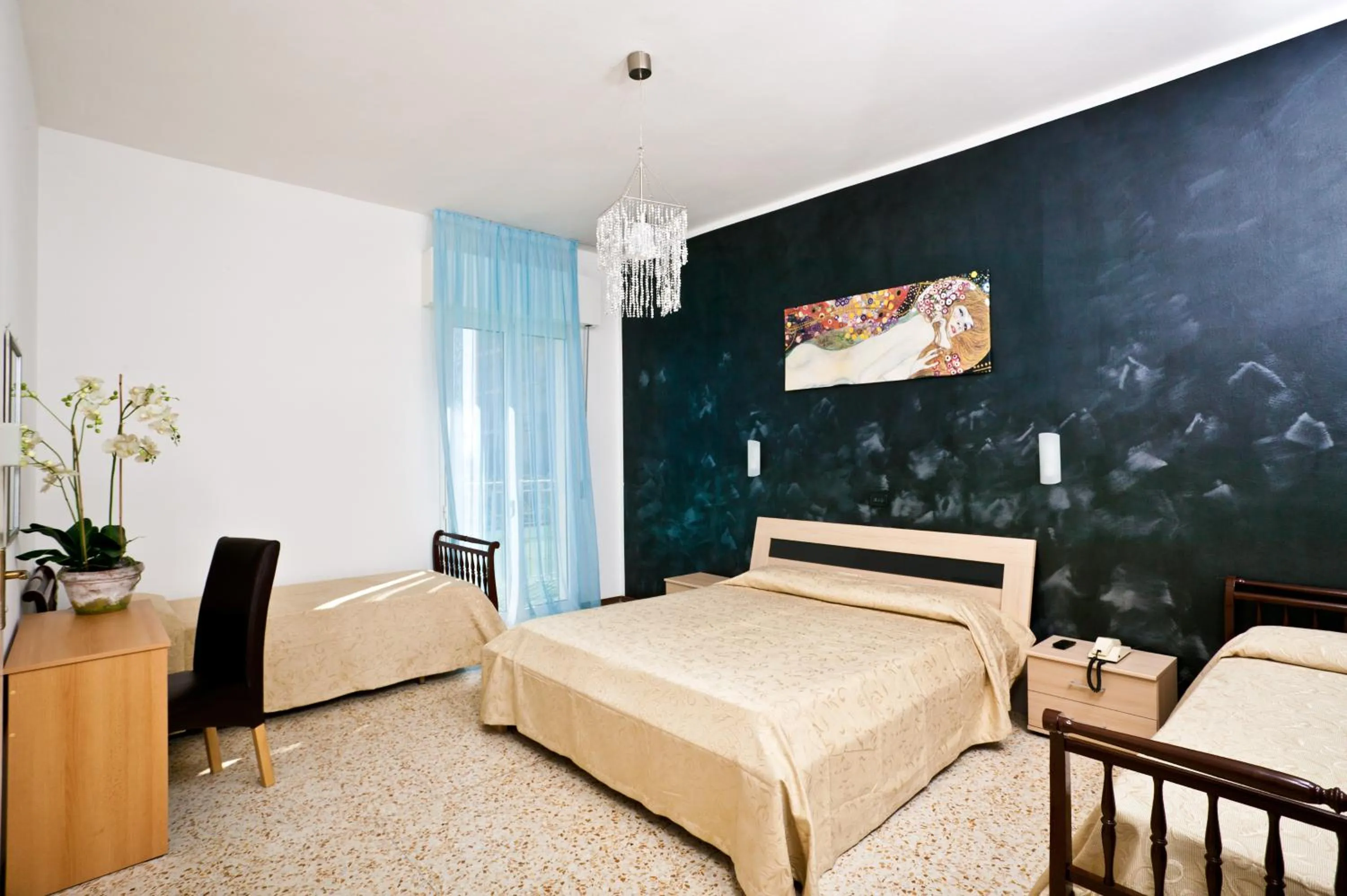 Bed in Hotel Holiday Park