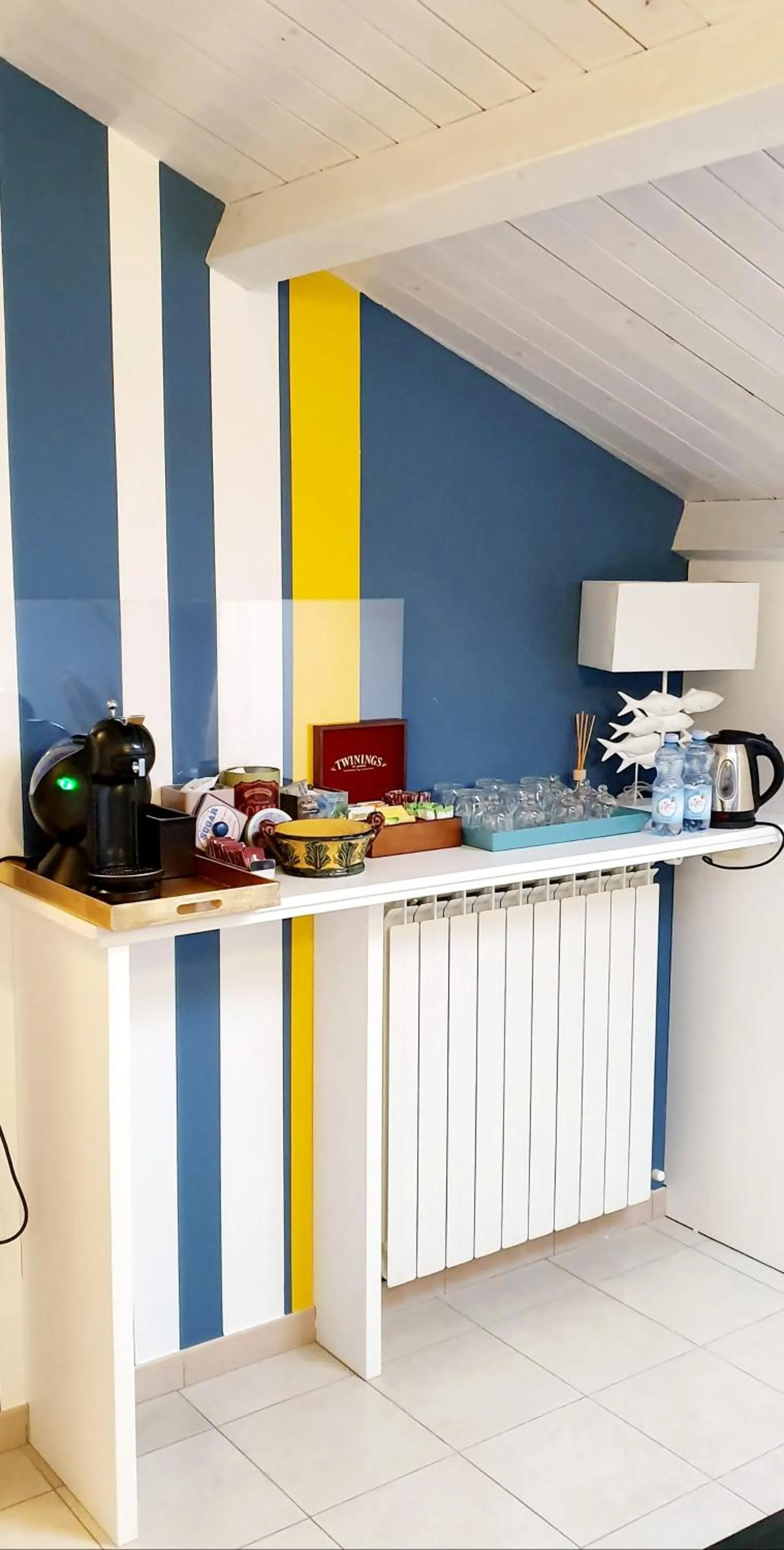 Food and drinks in Civico 64 Bed & Breakfast in mansarda