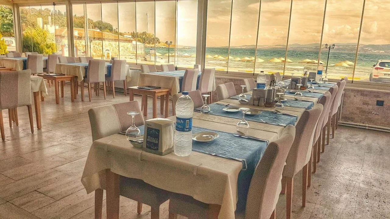 Restaurant/places to eat in Hamzakoy Blue Park Boutique Hotel