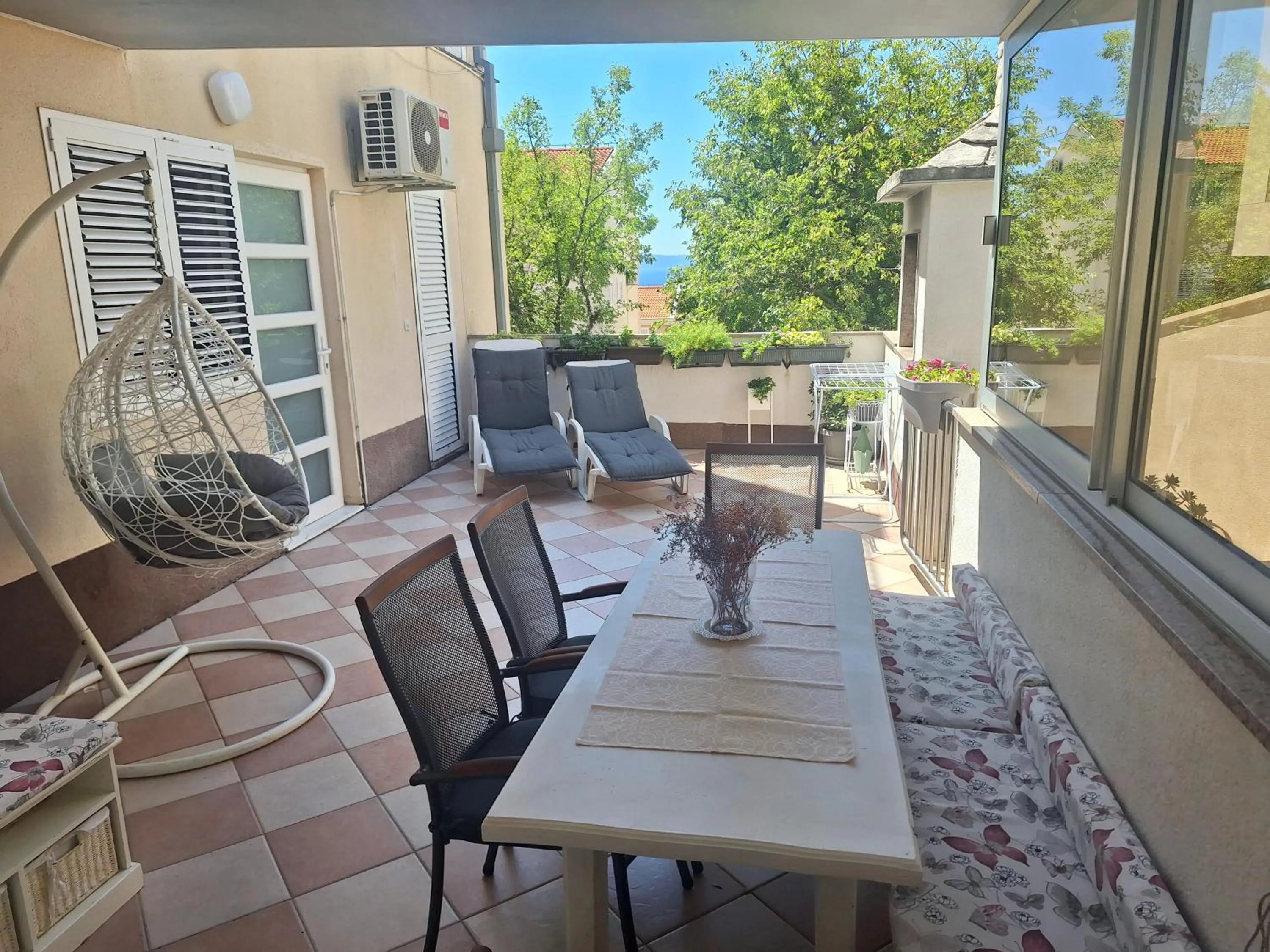 Apartment Mirjana