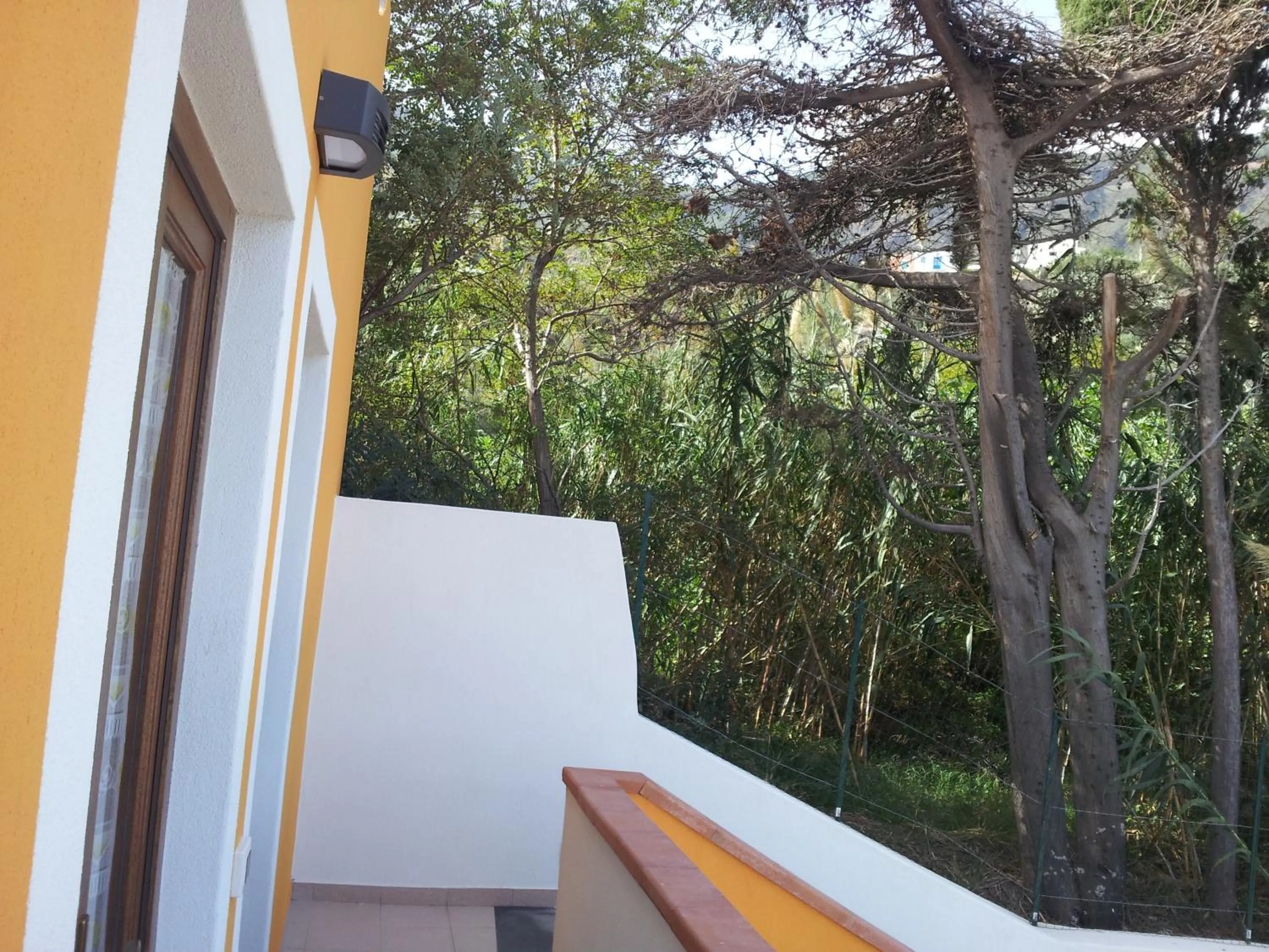 Facade/entrance in B&B La Goletta di Salina