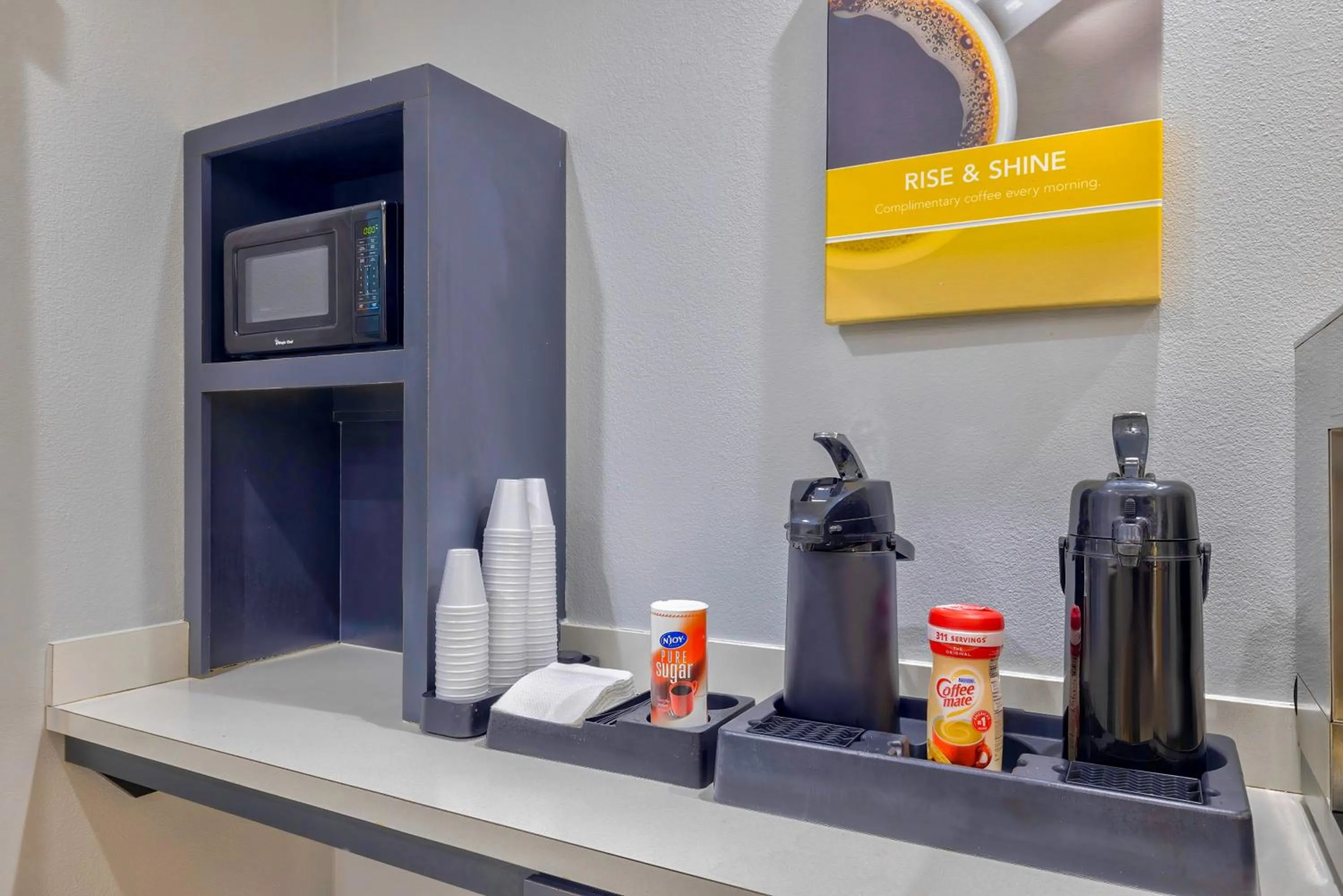 Coffee/tea facilities in Studio 6 Suites Texas City, TX I 45 South