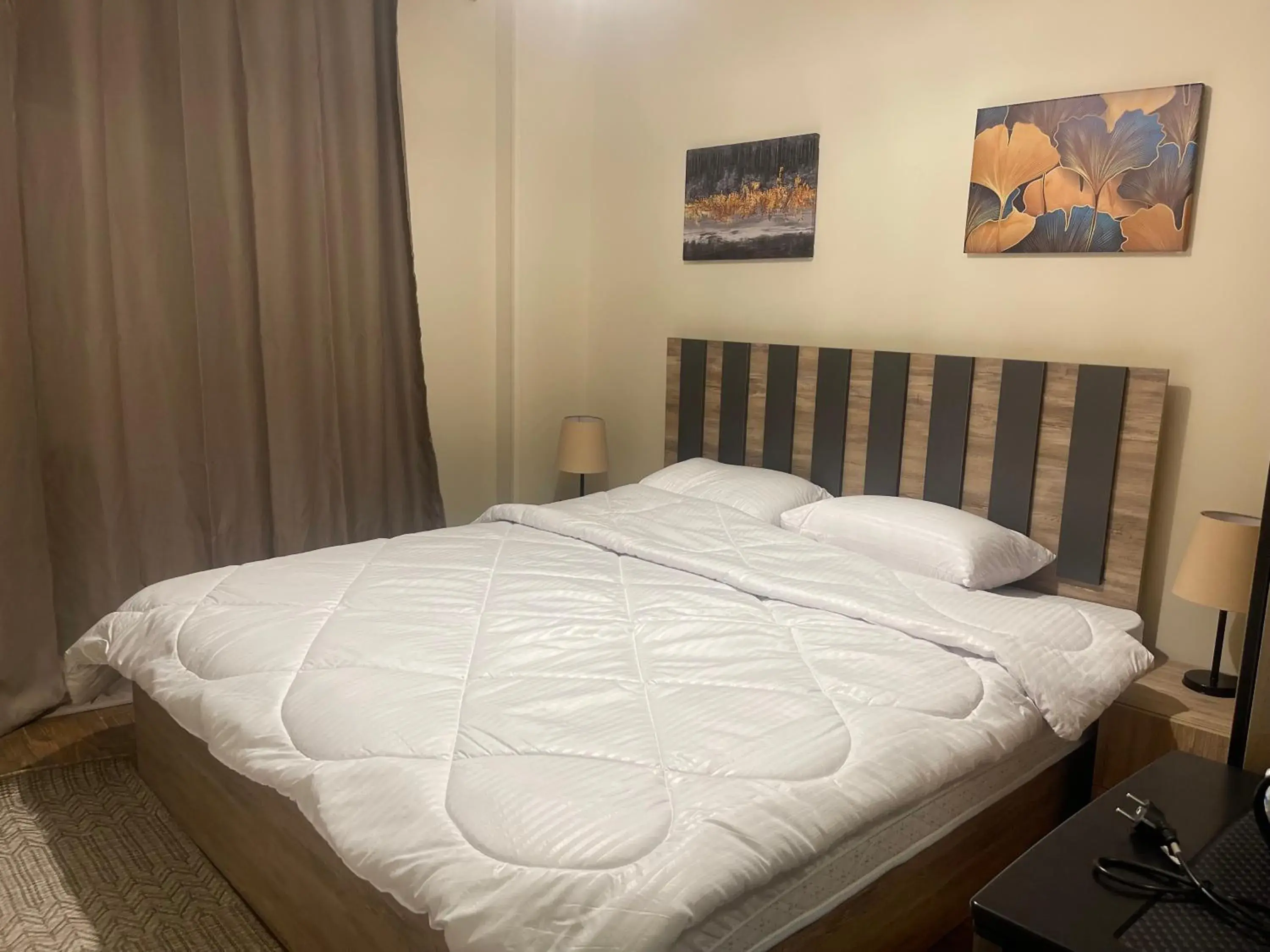 Deluxe King Room - single occupancy in Malek Pyramids Guest House Deluxe King Room - single occupancy in Malek Pyramids Guest House