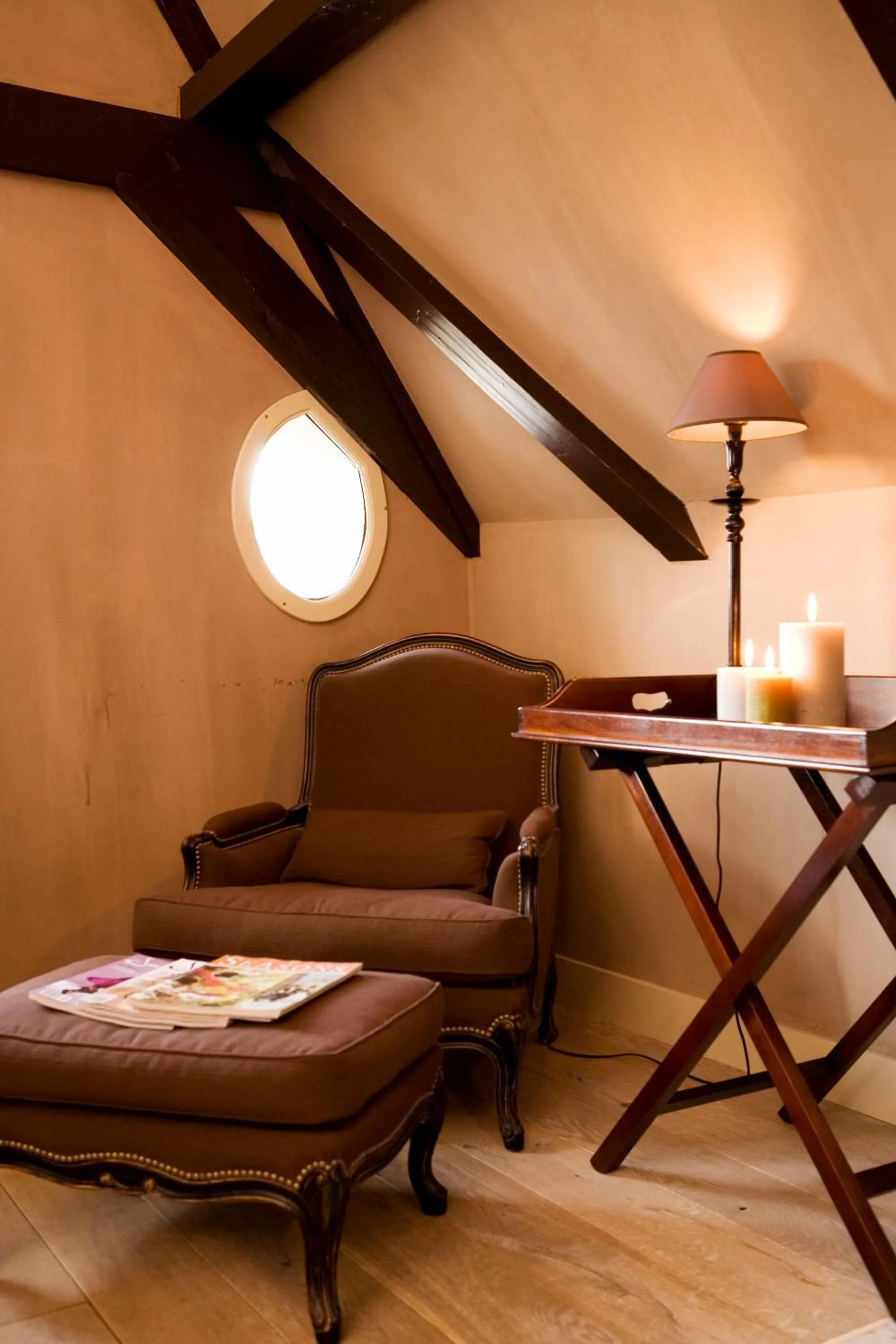 Seating area in Suitehotel Posthoorn