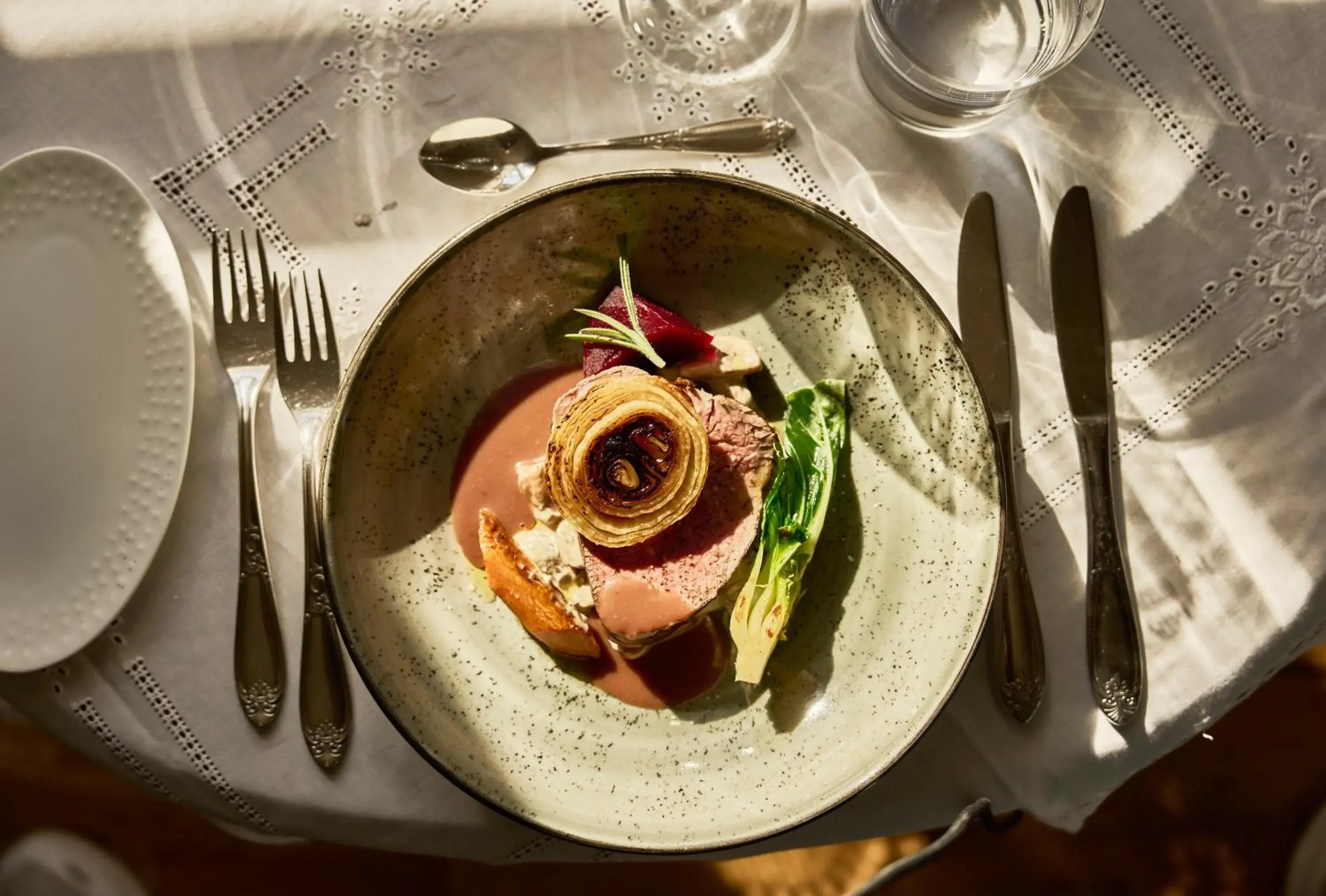 Food and drinks in Bekkjarvik Gjestgiveri Food and drinks in Bekkjarvik Gjestgiveri