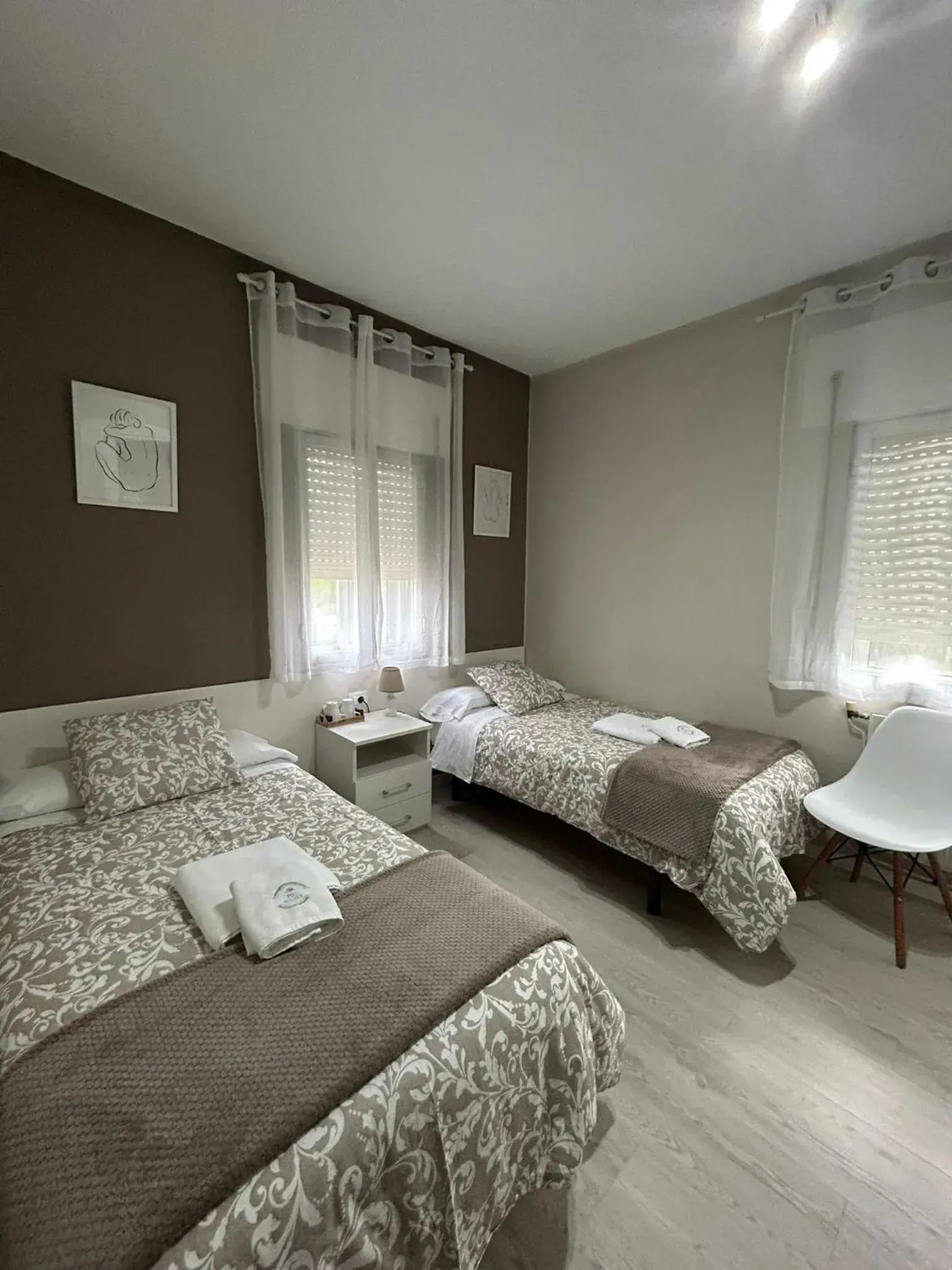 Twin Room in Pensión NAVIA A Pontenova Twin Room in Pensión NAVIA A Pontenova