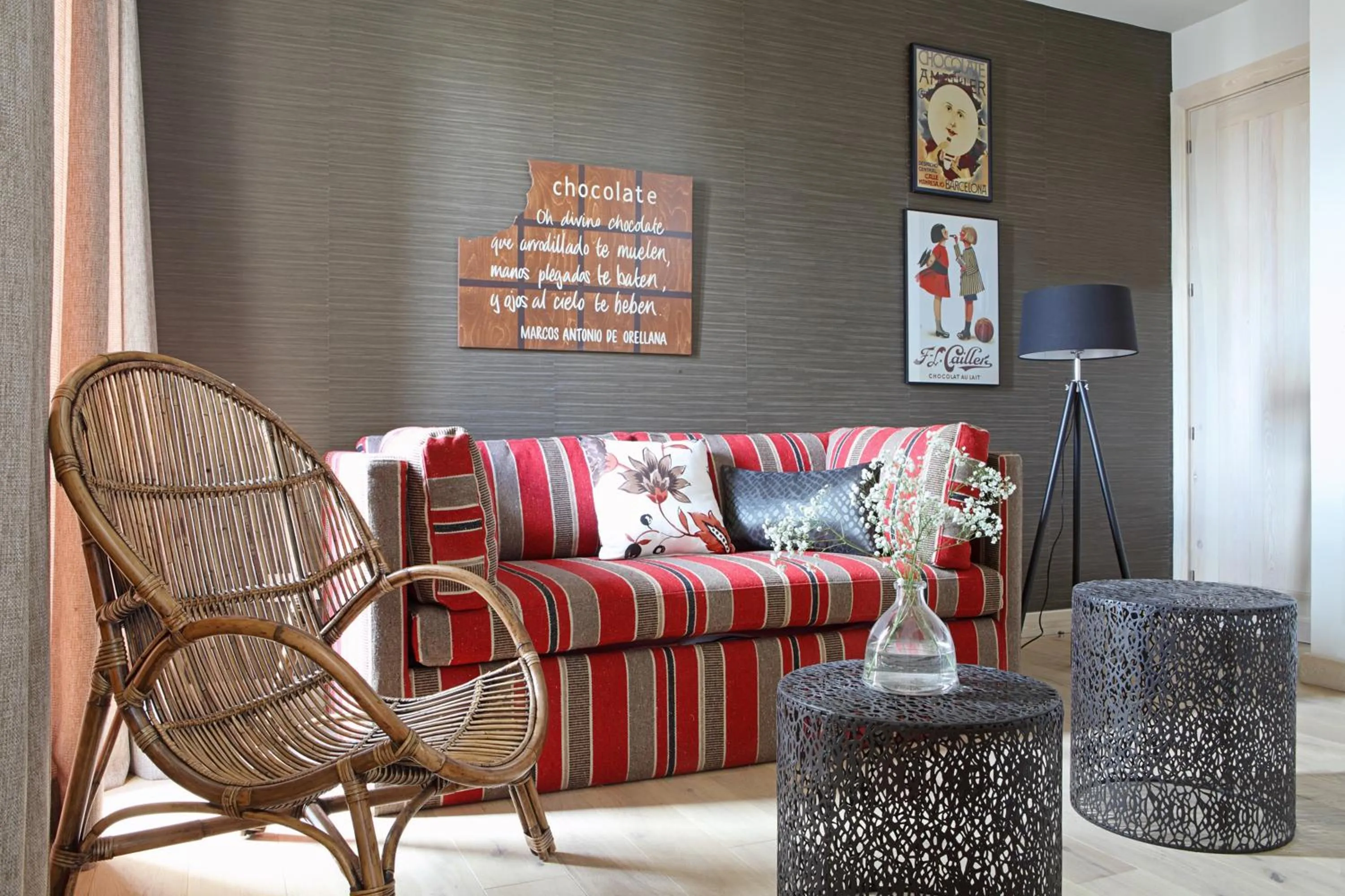 Dining area in Artesa Suites & Spa