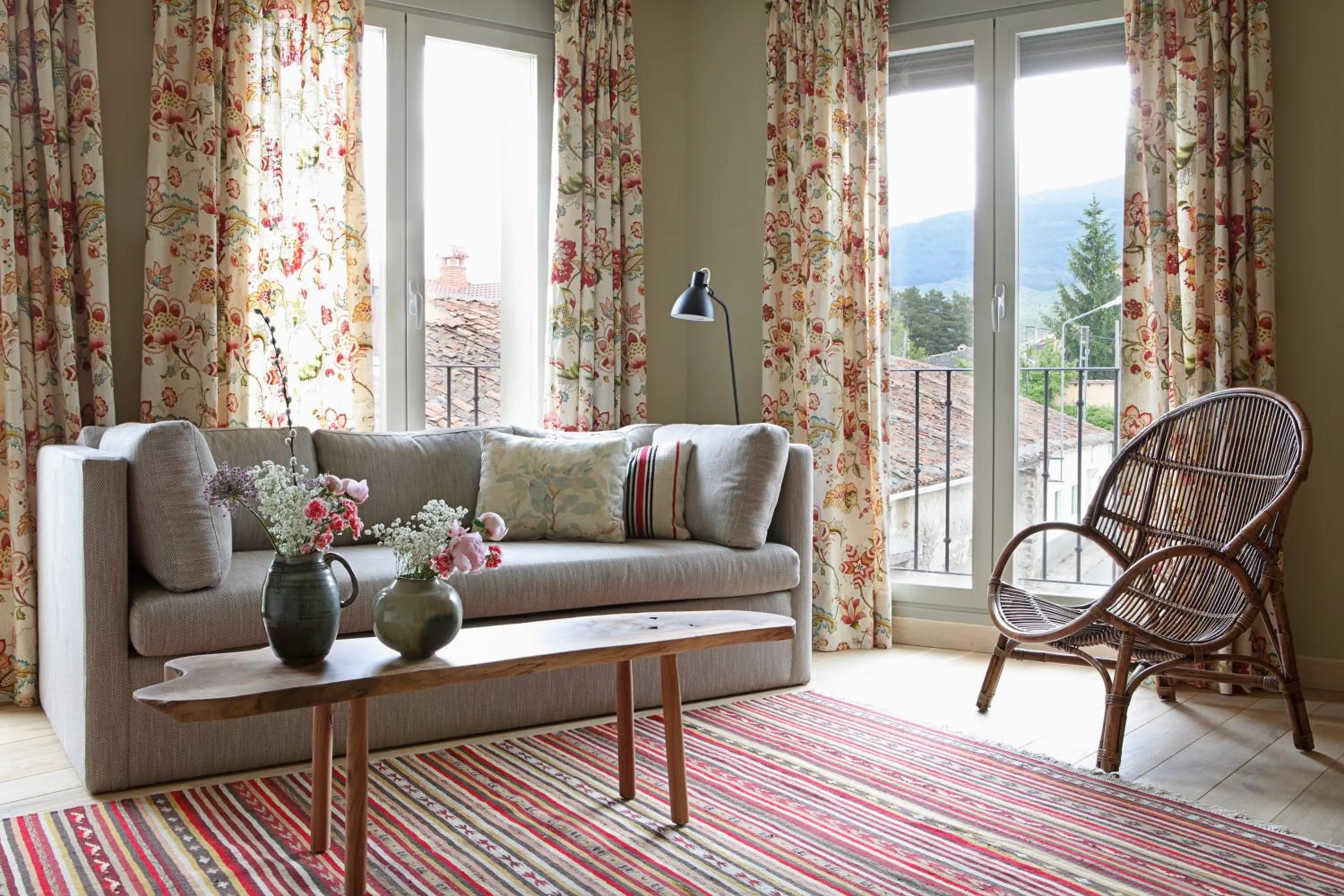 Dining area in Artesa Suites & Spa