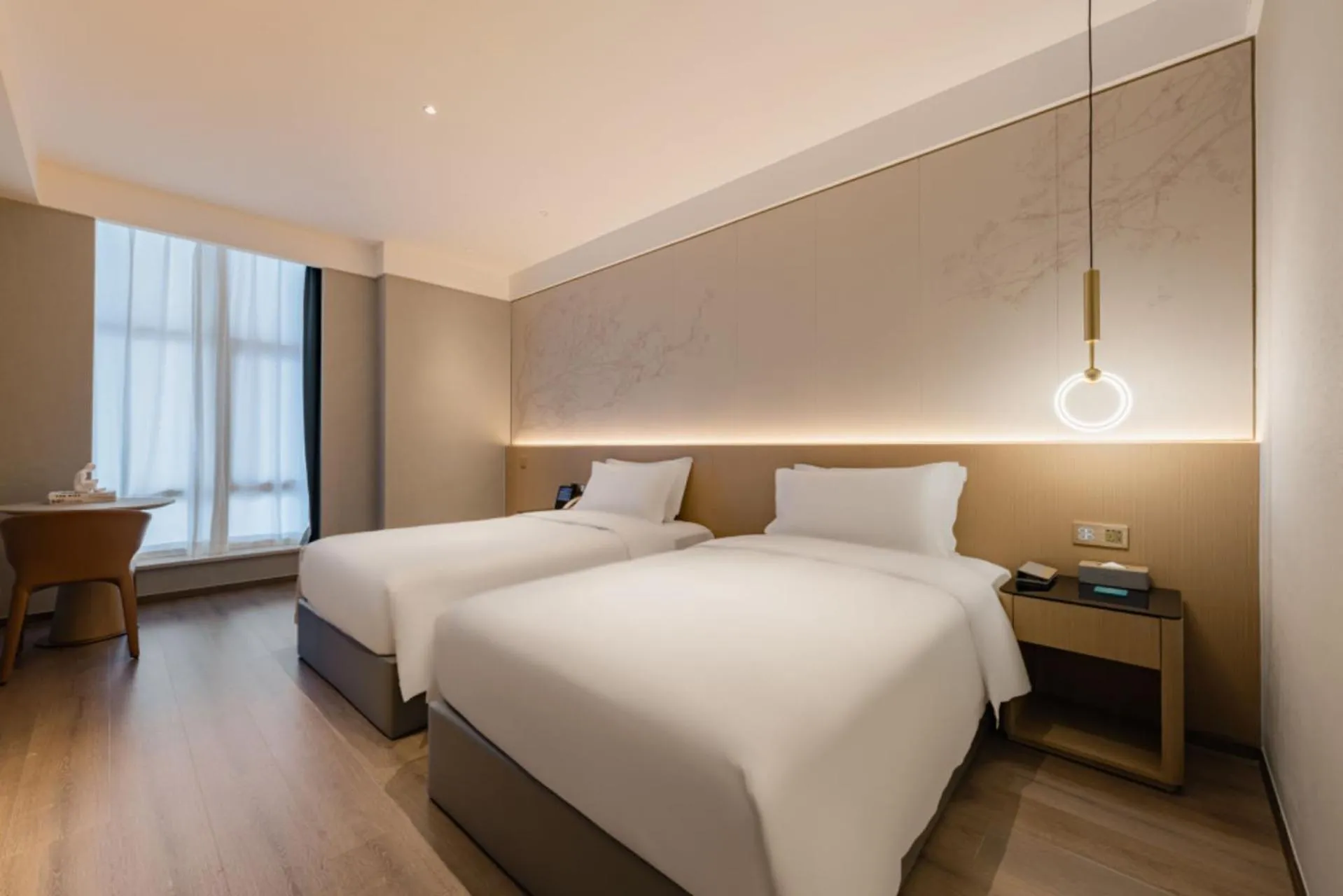 Superior Twin Room in The Skytel Hotel Shenzhen Central Park