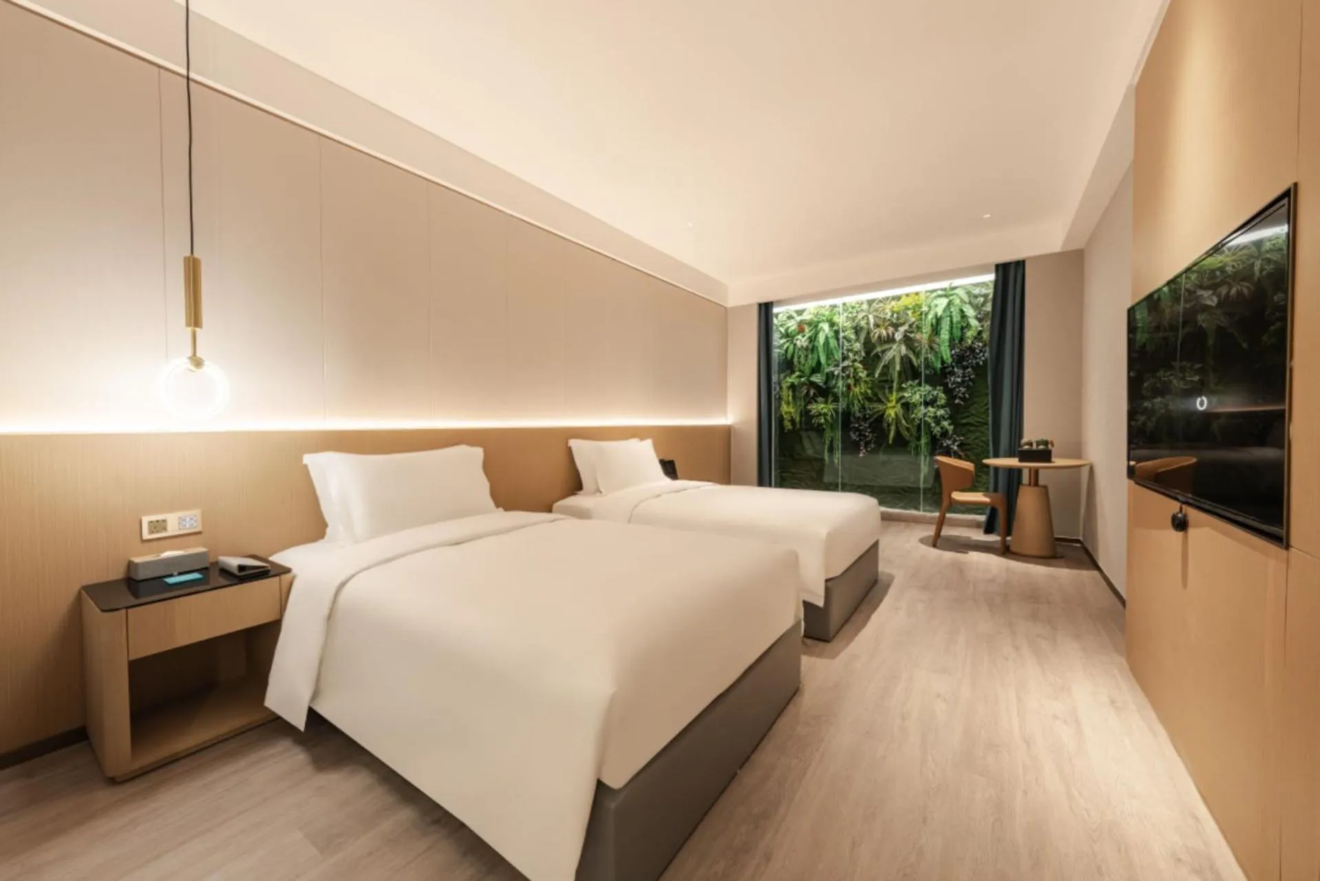 Smart Twin Room in The Skytel Hotel Shenzhen Central Park