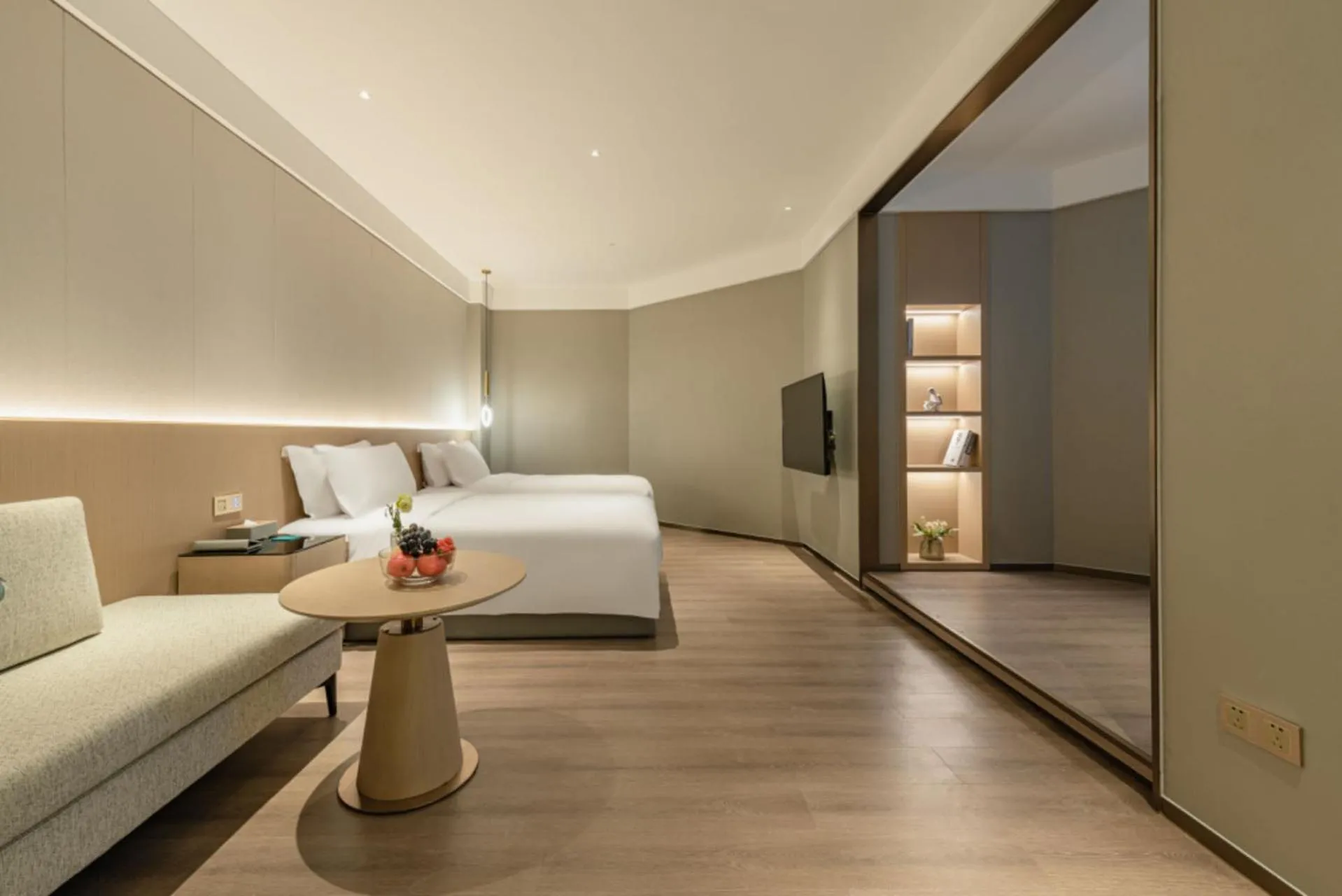 Executive Twin Room in The Skytel Hotel Shenzhen Central Park