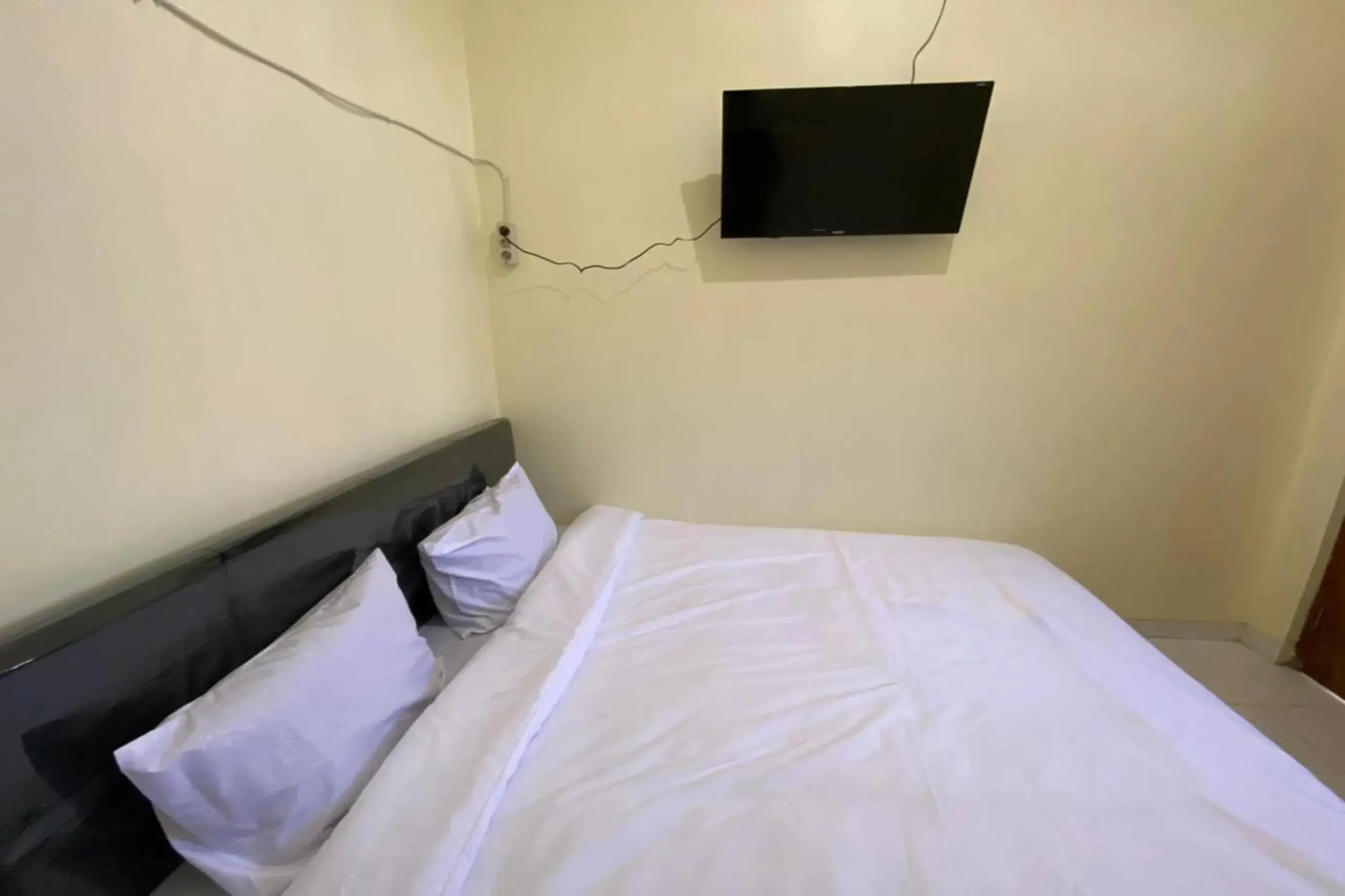 Bedroom, Bed in Hotel O Wulan Homestay 2 Syariah Bedroom, Bed in Hotel O Wulan Homestay 2 Syariah