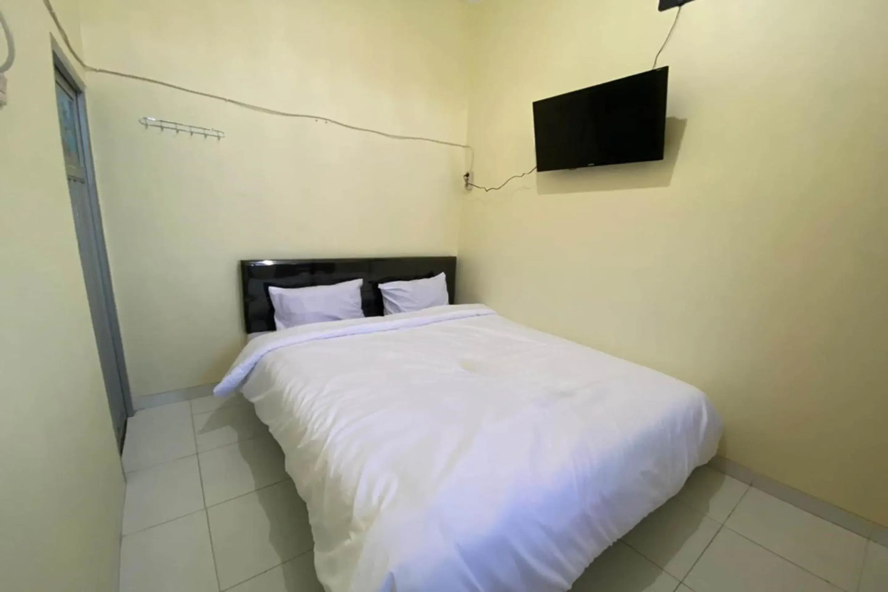 Bedroom, Bed in Hotel O Wulan Homestay 2 Syariah Bedroom, Bed in Hotel O Wulan Homestay 2 Syariah