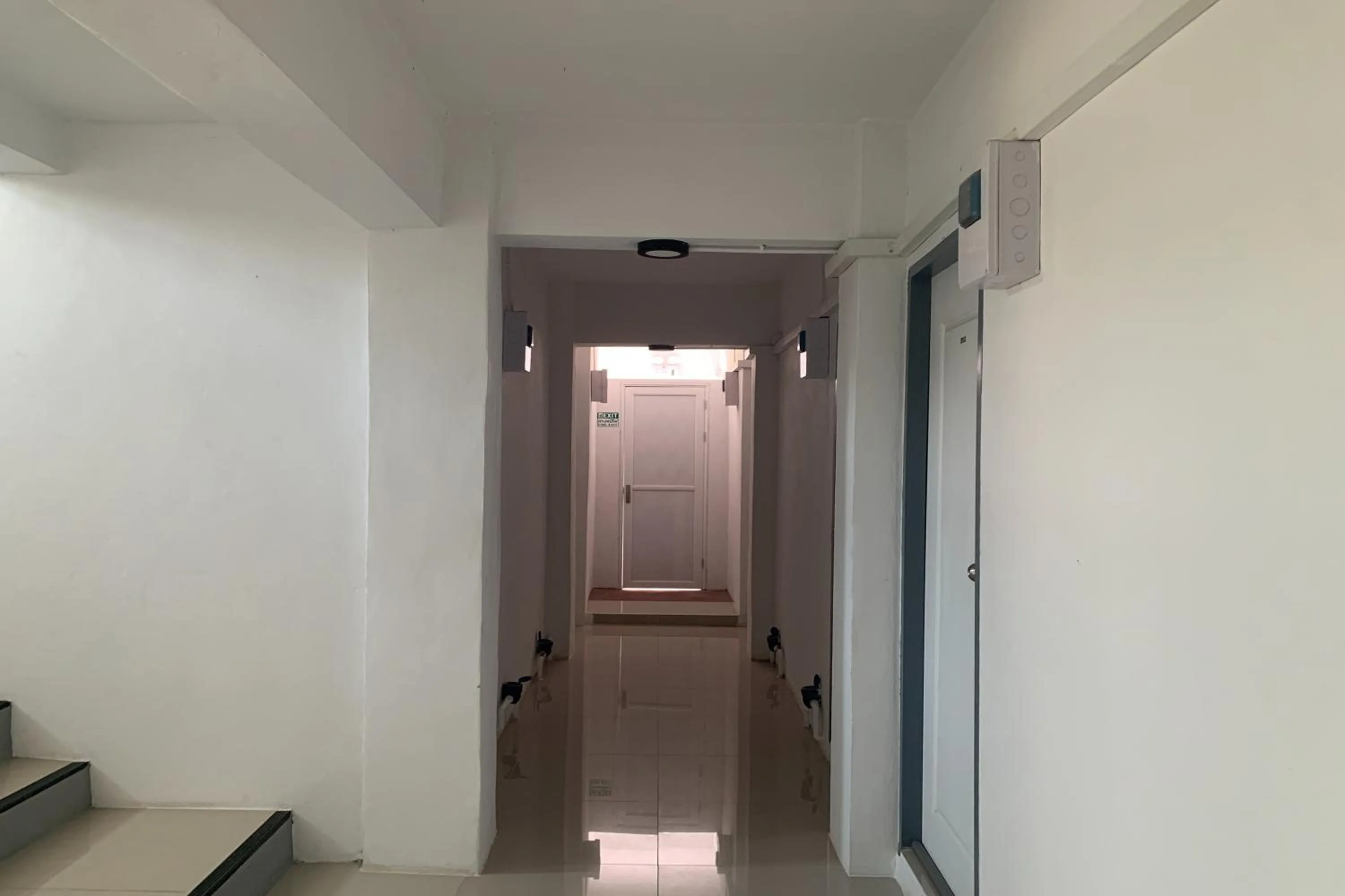 Decorative detail in Na Nont Place