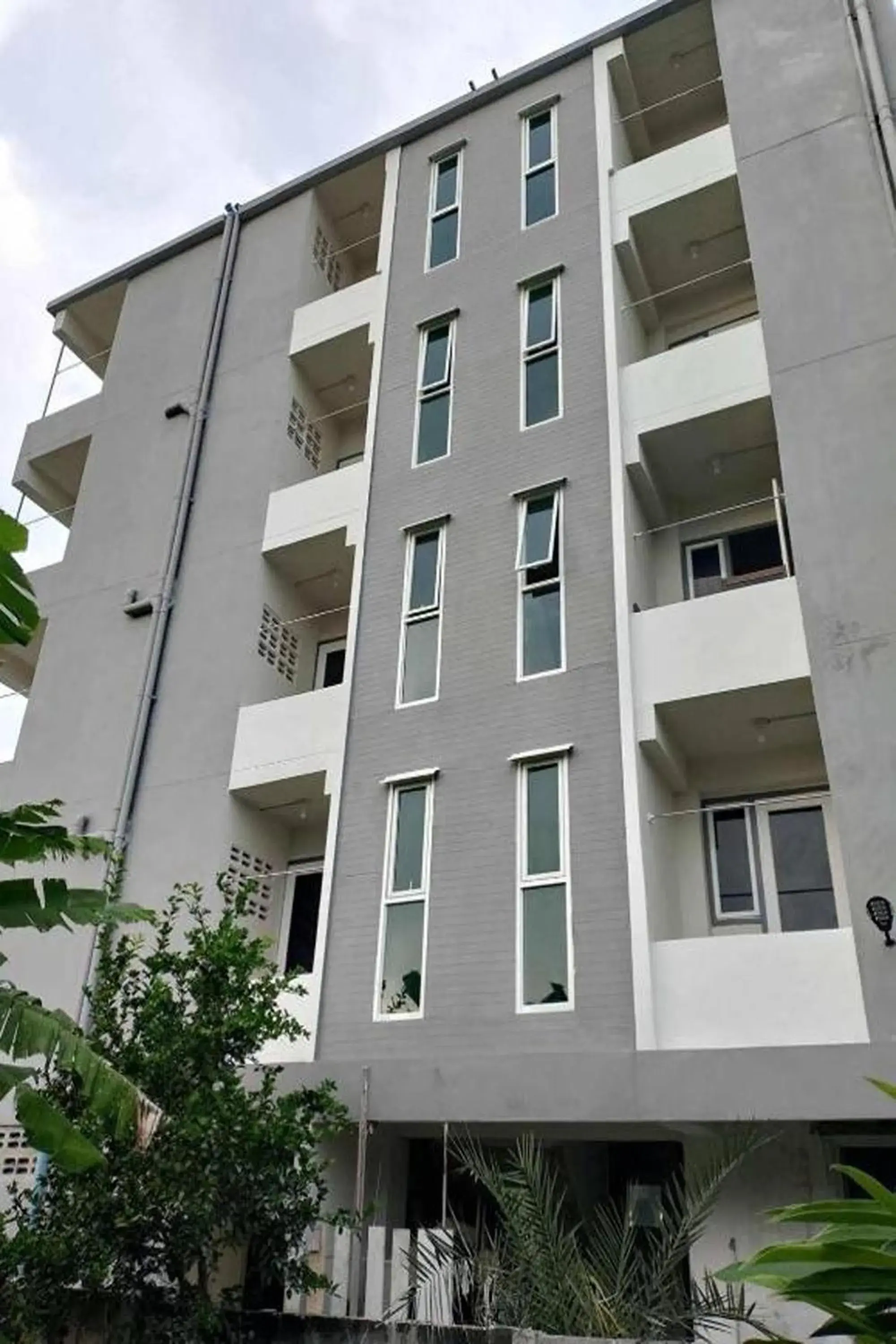 Property building in Na Nont Place Property building in Na Nont Place