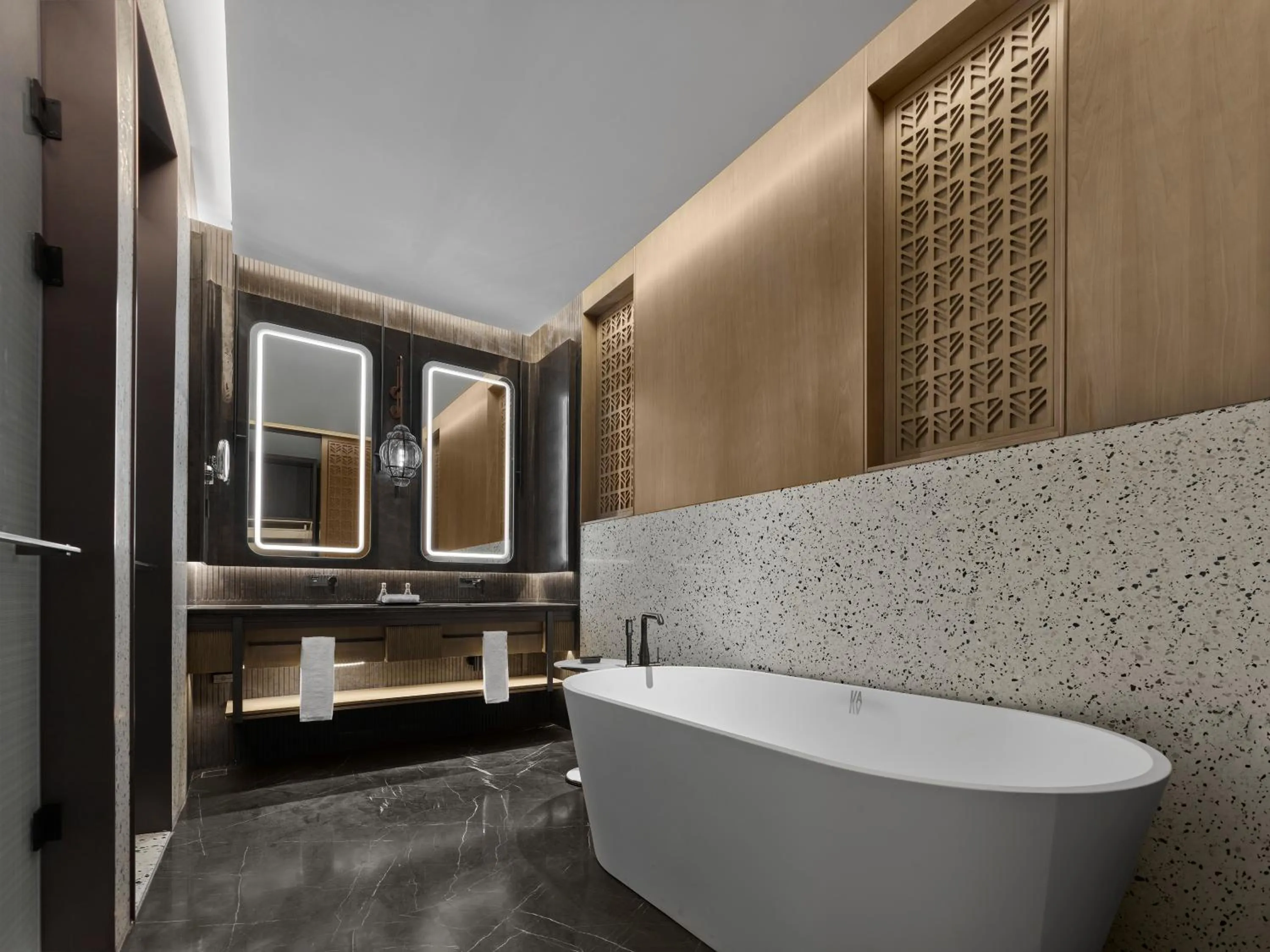 Bathroom in Banyan Tree Suzhou Shishan