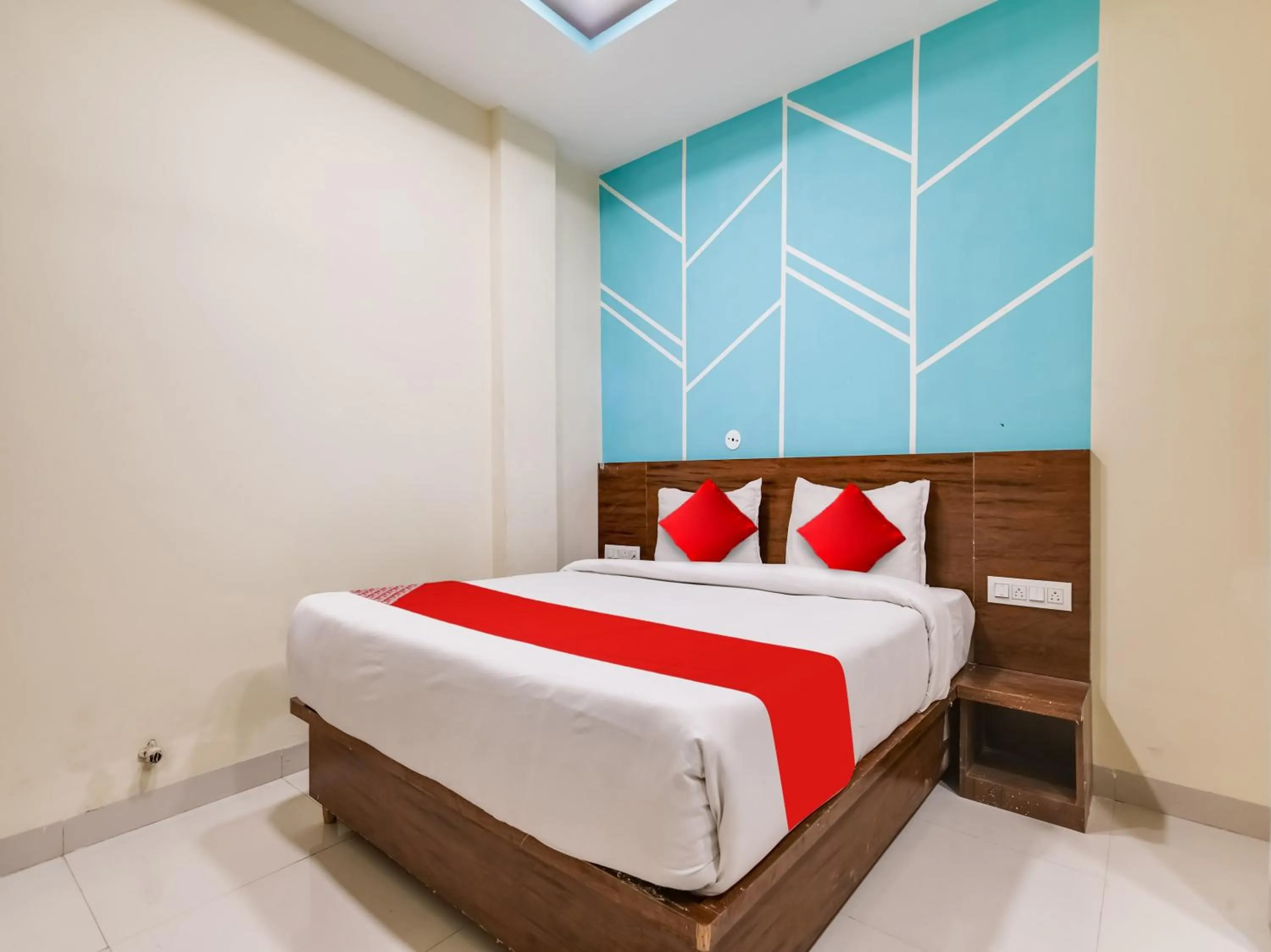 Bedroom, Bed in Hotel Shyam Villa