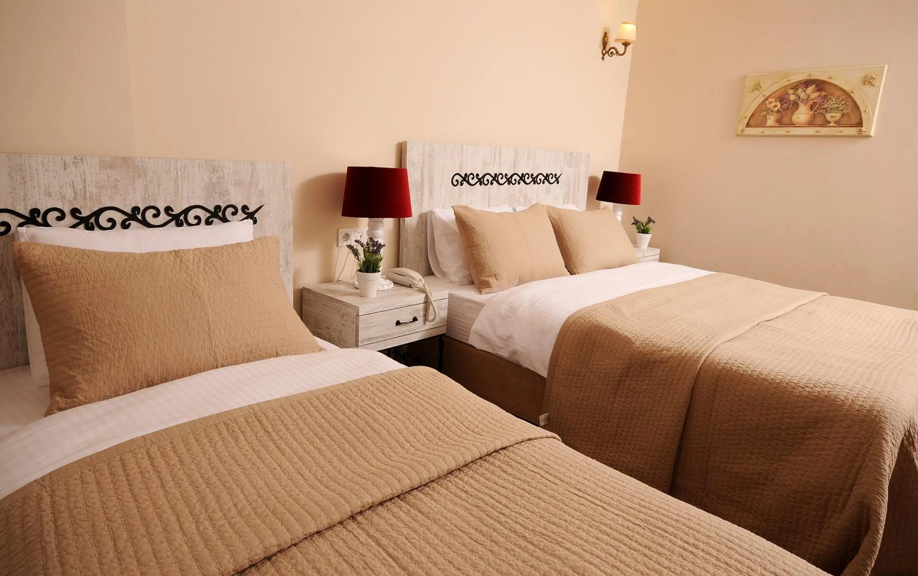 Photo of the whole room, Bed in Edahan Hotel