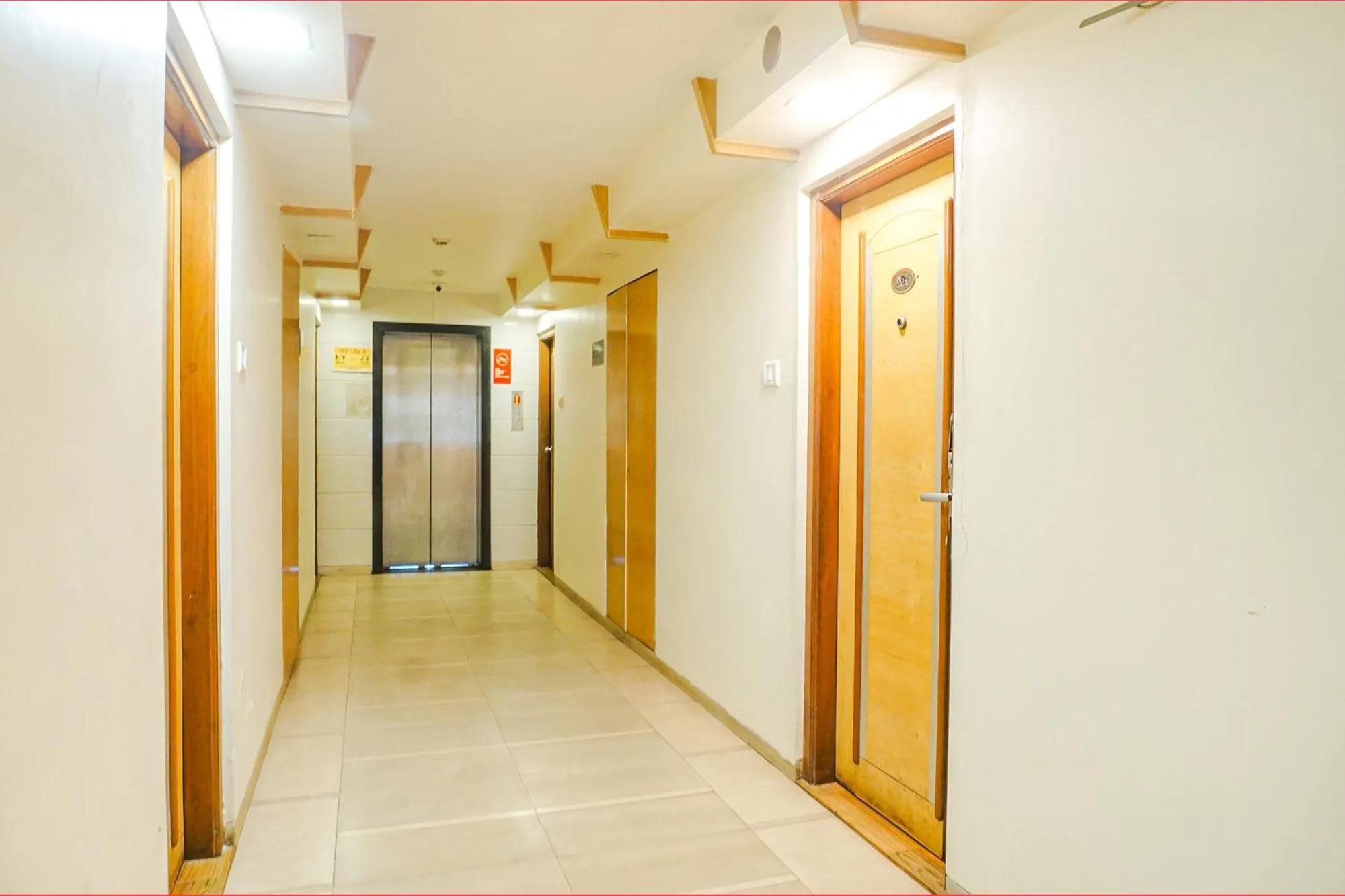 Lobby or reception in FabHotel Prime Deccan 8 - Nr Law college